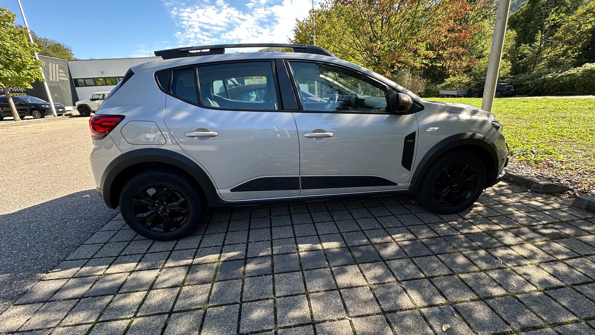 DACIA 1.0 TCe Stepway Extreme-image-1