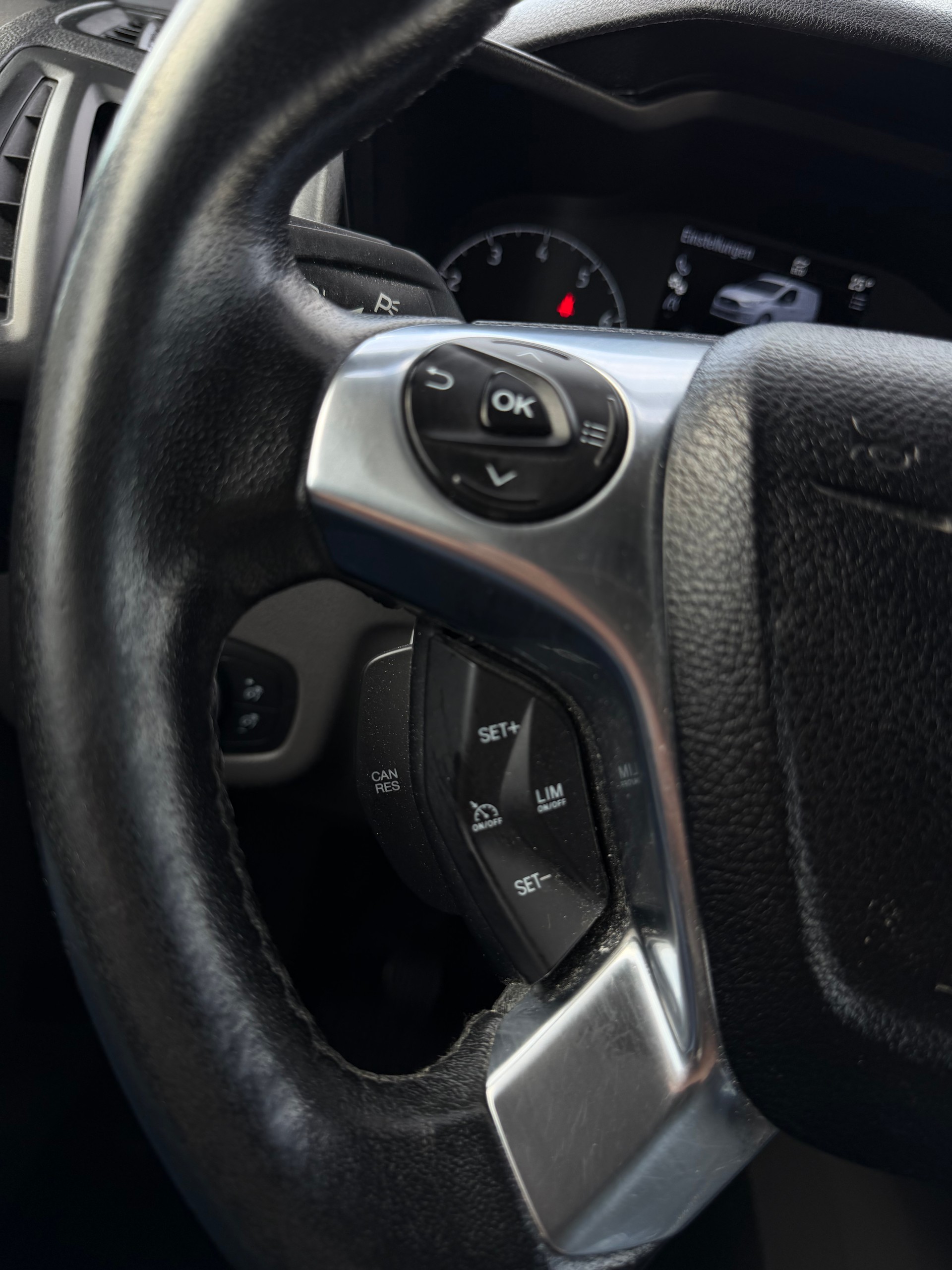 FORD Transit Connect Van T210 1.0 EcoBoost Trend-image-16