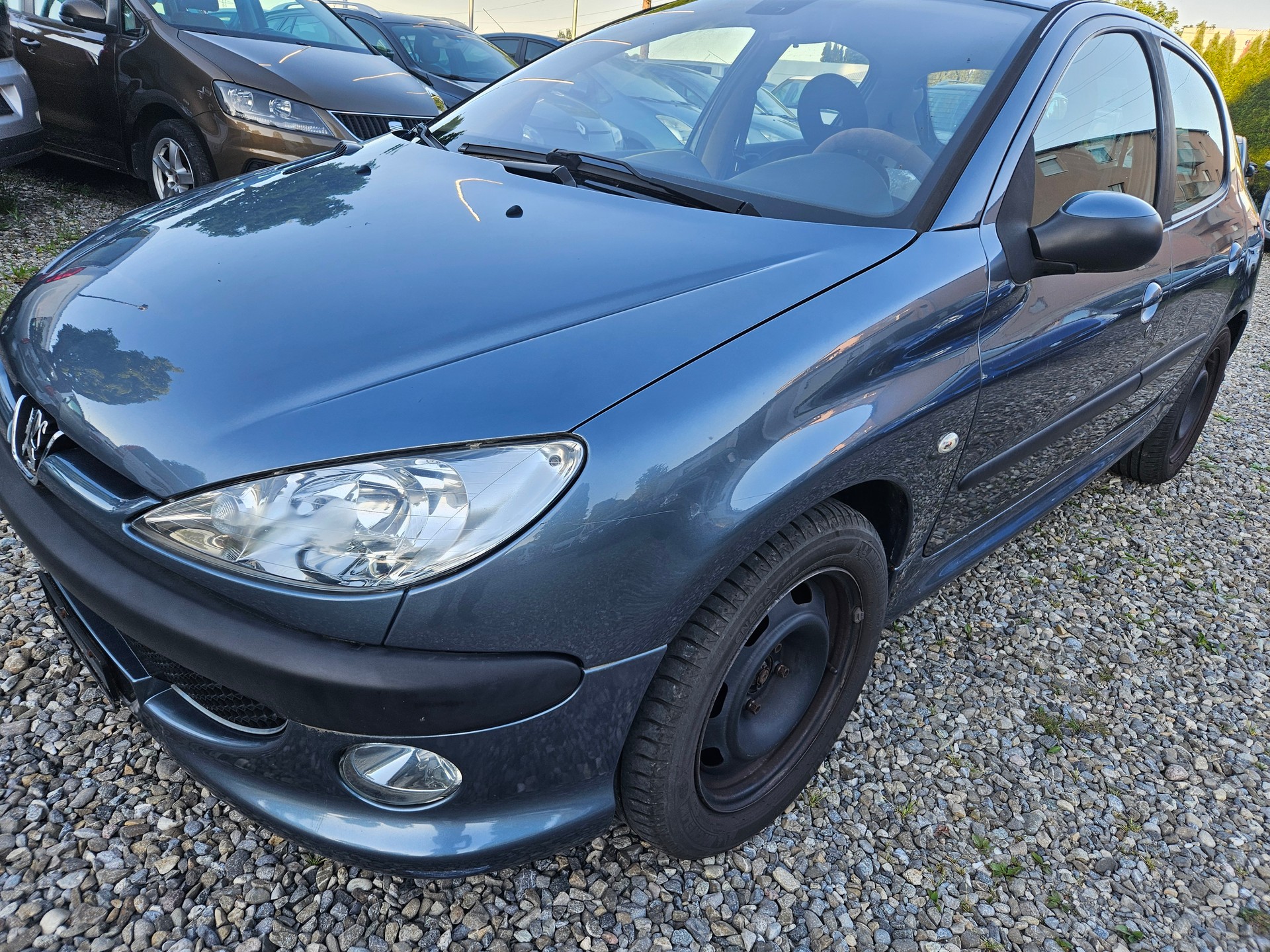 PEUGEOT 206 1.6 16V Trendy-image-1