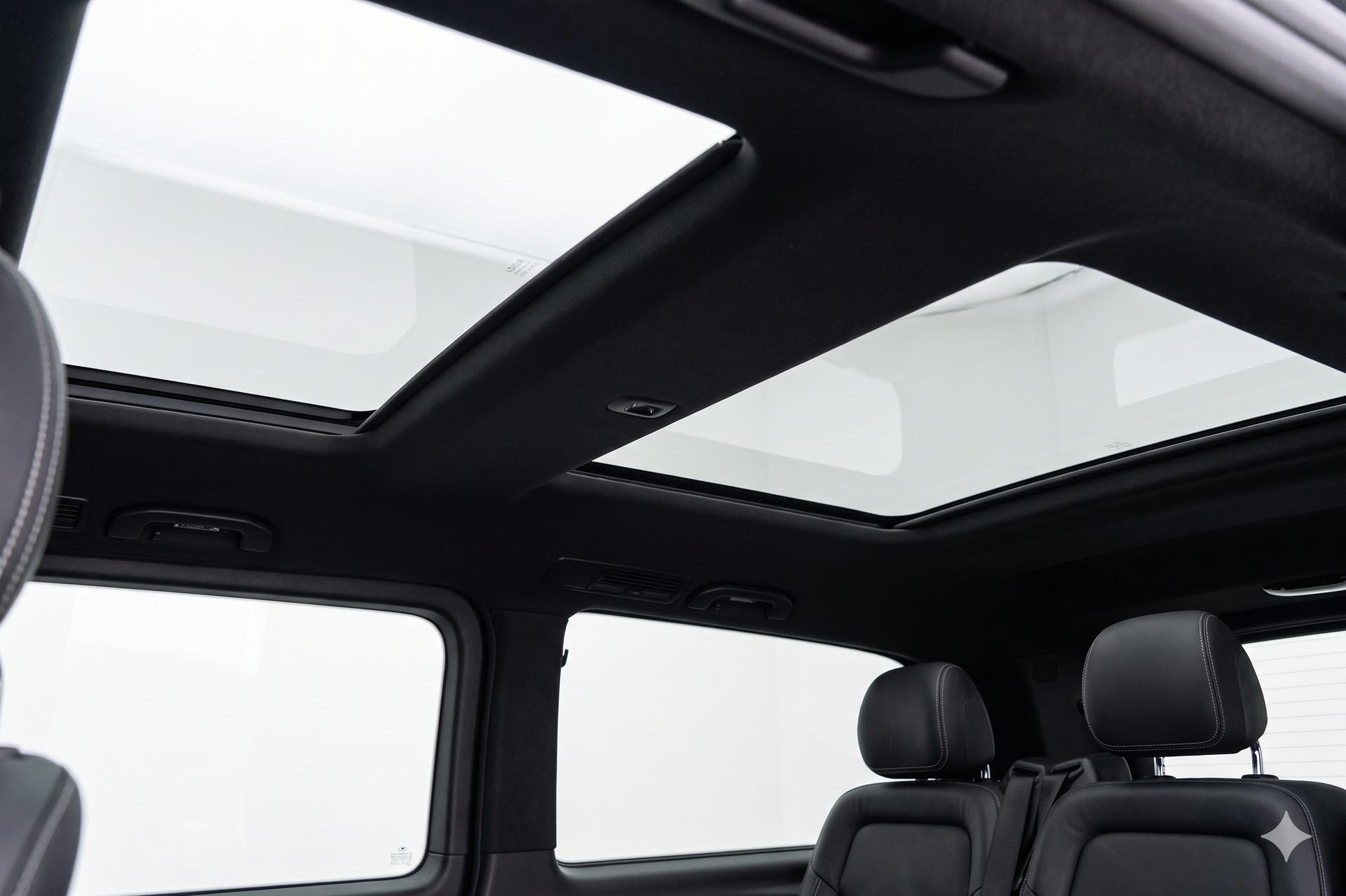 MERCEDES-BENZ V 300 D L MAG-LINE 4matic Van CH FAHRZEUG AUS 1. HAND-image-12