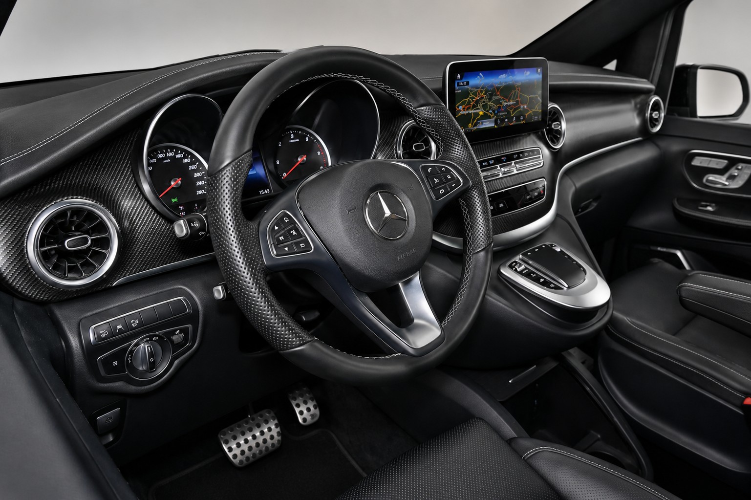 MERCEDES-BENZ V 300 D L MAG-LINE 4matic Van CH FAHRZEUG AUS 1. HAND-image-10