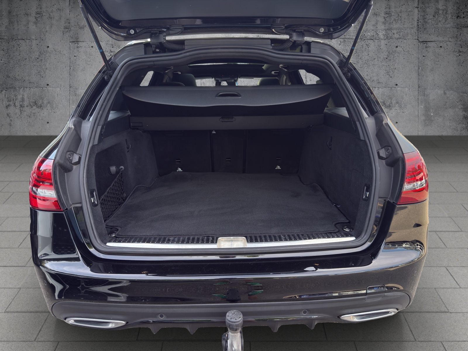 MERCEDES-BENZ C 300 d AMG Line 4Matic 9G-Tronic 245PS-image-18
