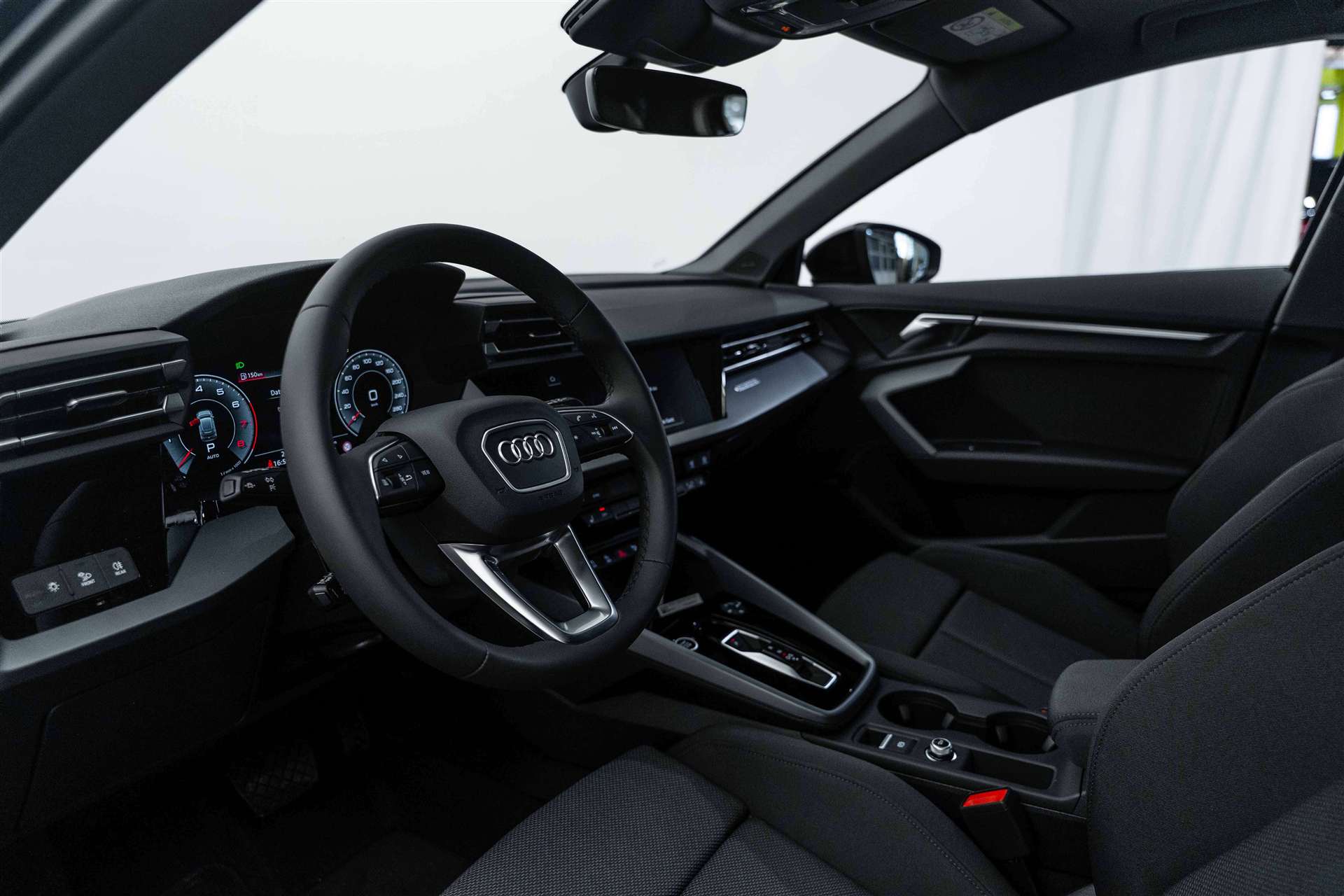 AUDI A3 Sportback 40 TFSi quattro S Line S-Tronic Automat-image-7