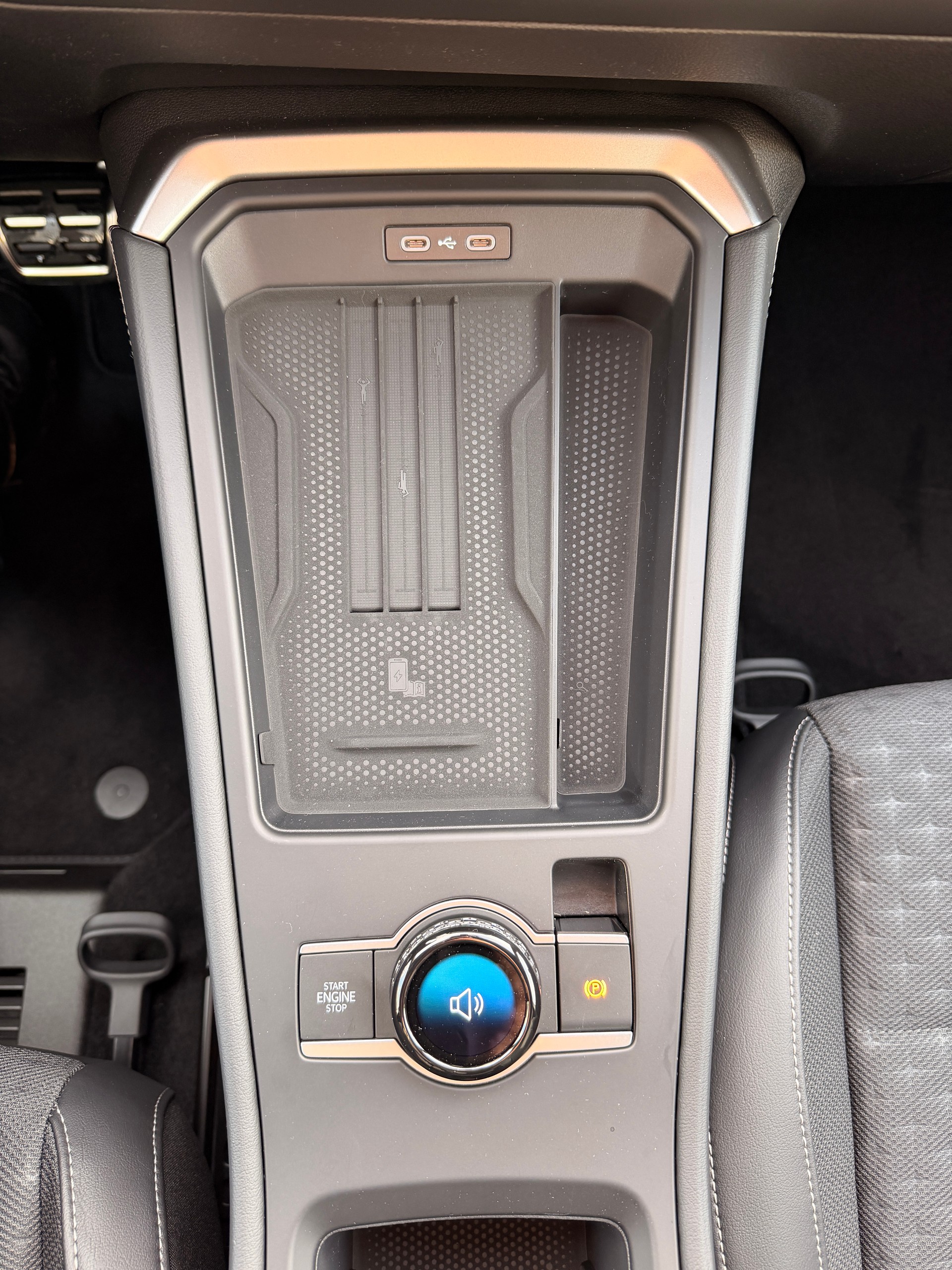 VW T-Roc 1.5 eTSI mHEV R-Line DSG-image-18