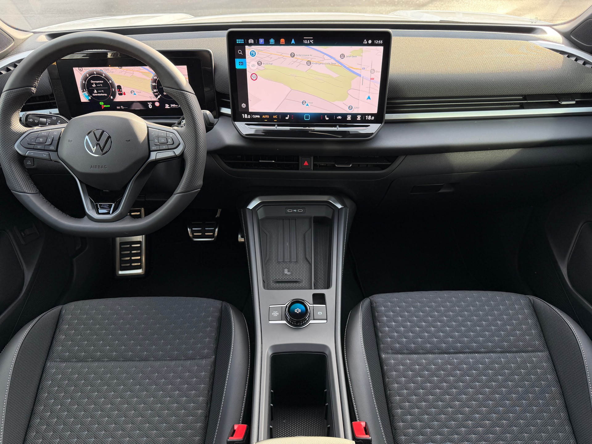 VW T-Roc 1.5 eTSI mHEV R-Line DSG-image-8