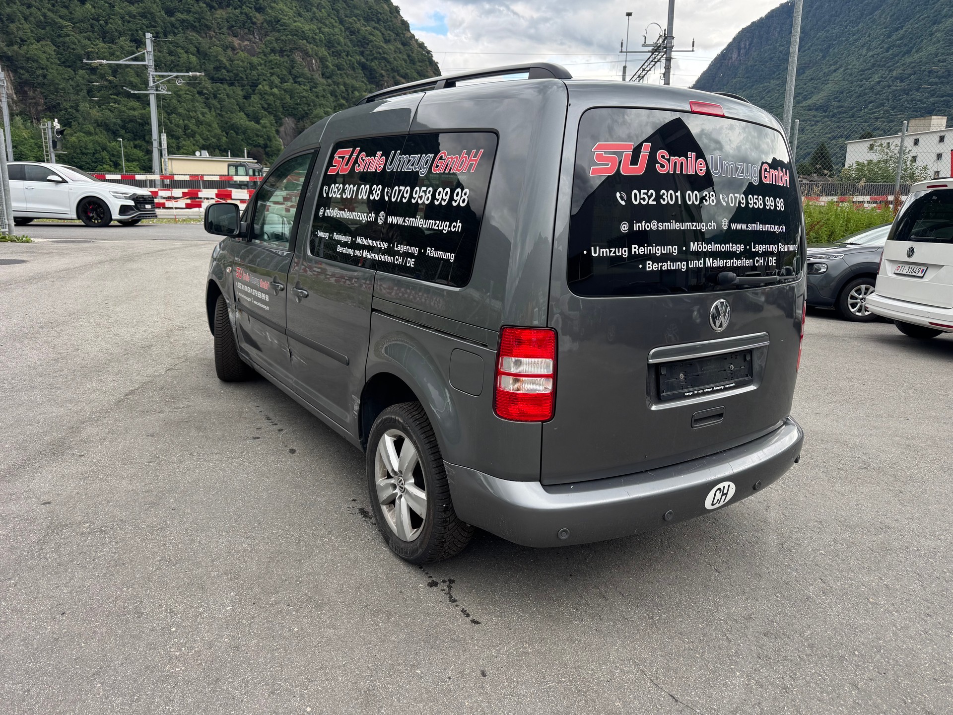 VW Caddy 1.6 TDI CR Comfortline DSG-image-2