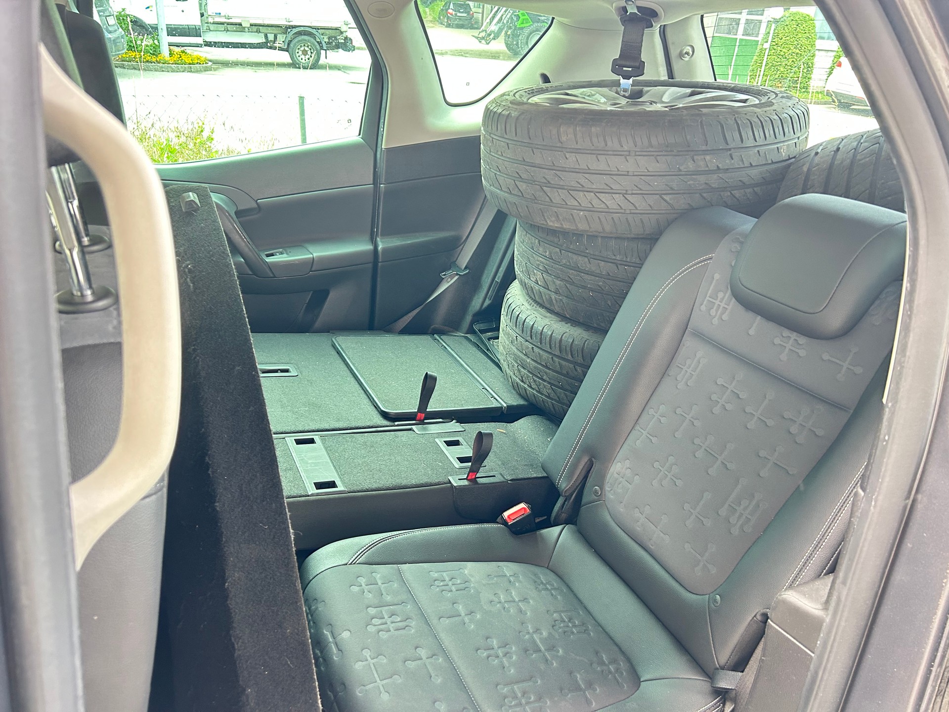 OPEL Meriva 1.4 Turbo Anniversary Edition-image-6
