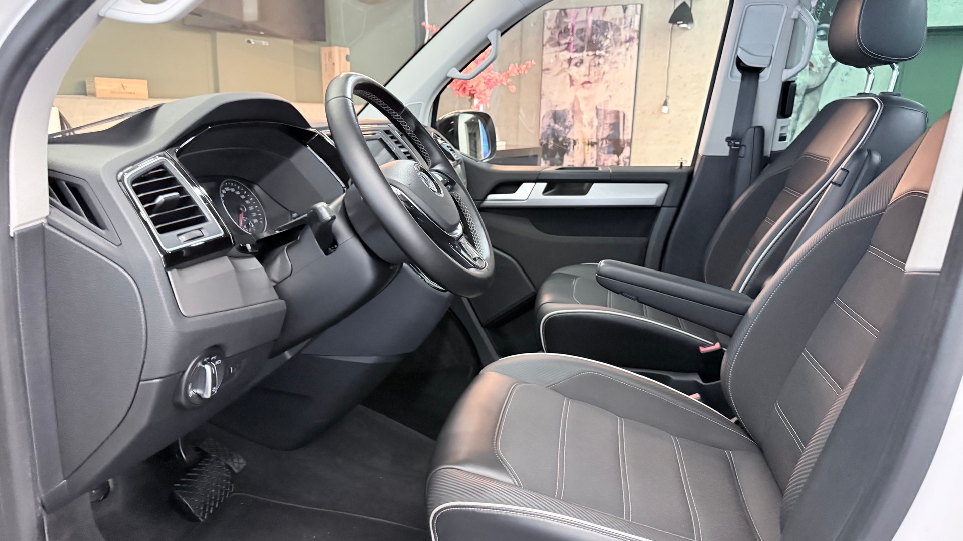 VW T6 Multivan 2.0 TDI 204 CL Edition DSG 4m-image-10