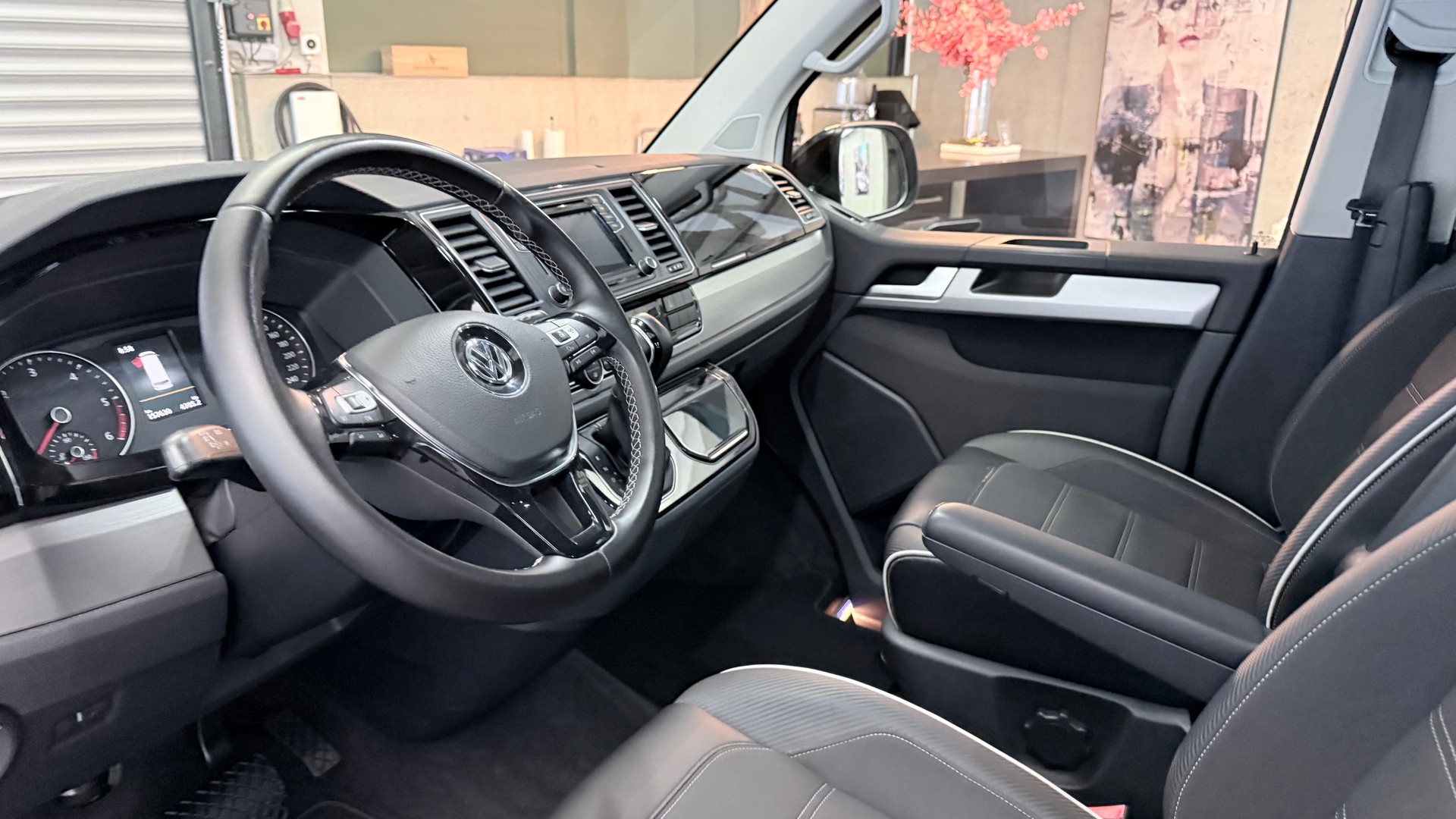 VW T6 Multivan 2.0 TDI 204 CL Edition DSG 4m-image-9