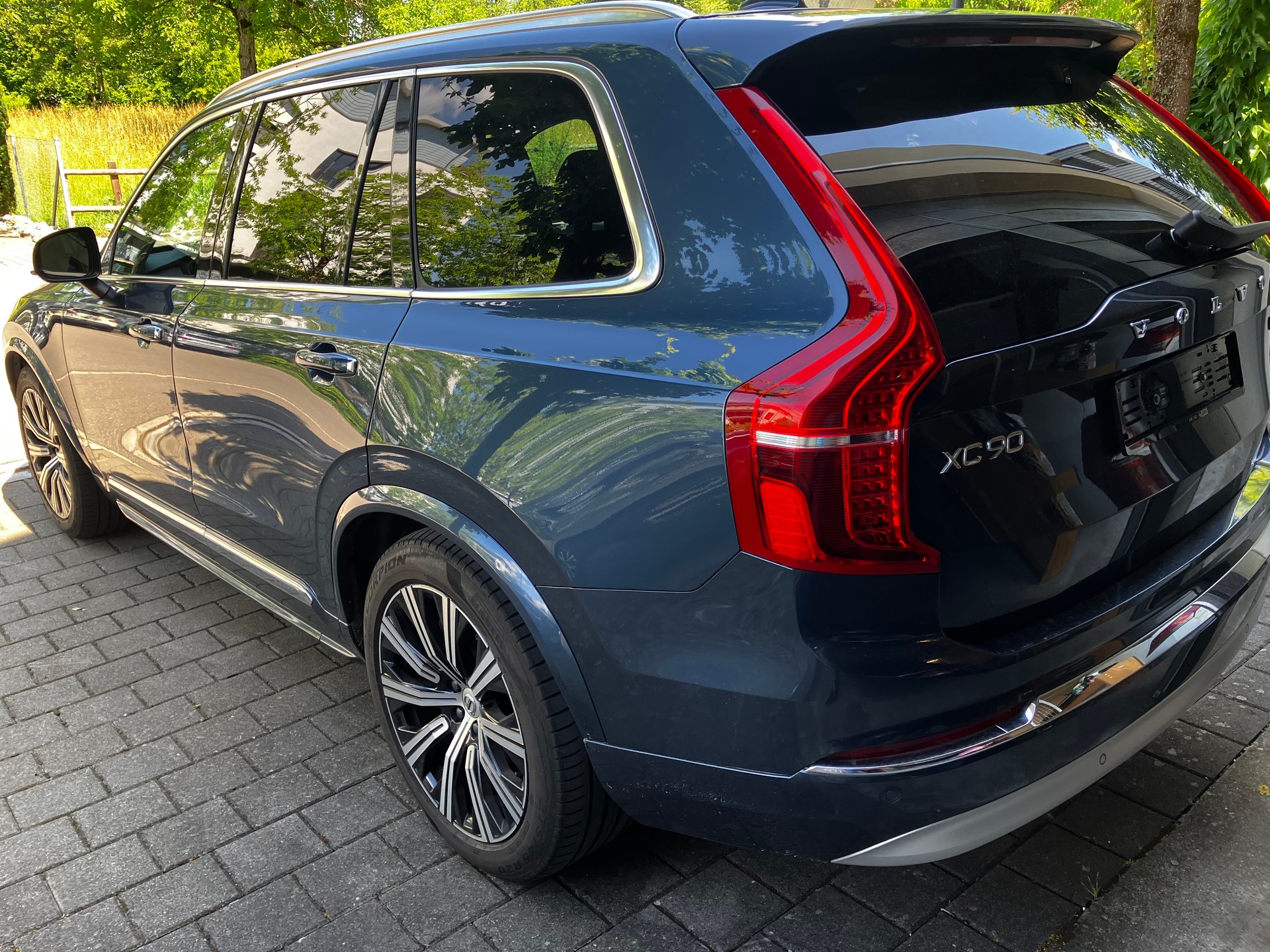 VOLVO XC90 B6 Benzin Mild Hybrid AWD Inscription Geartronic-image-5
