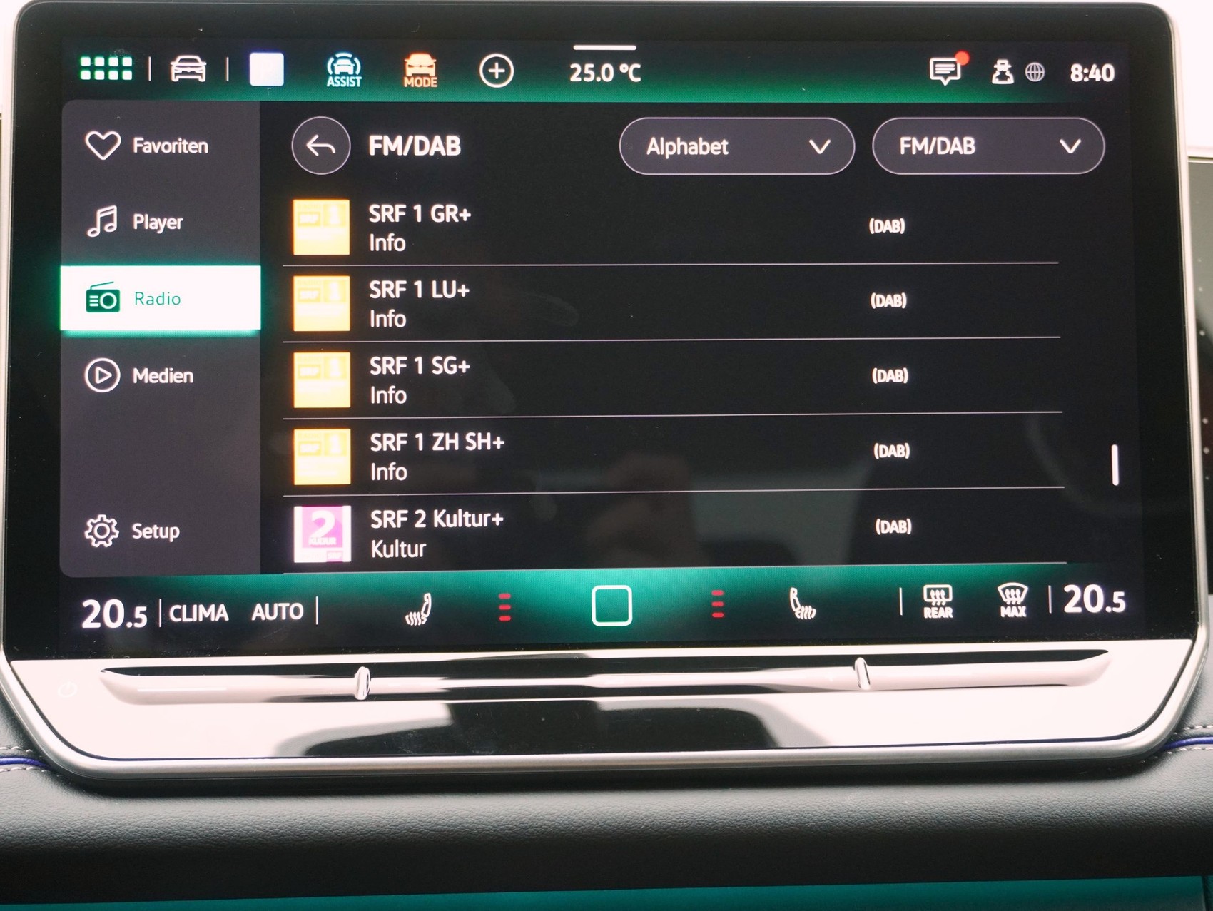 VW Tiguan 2.0 TSI DSG R-Line Black Style 4Motion (2025)-image-21