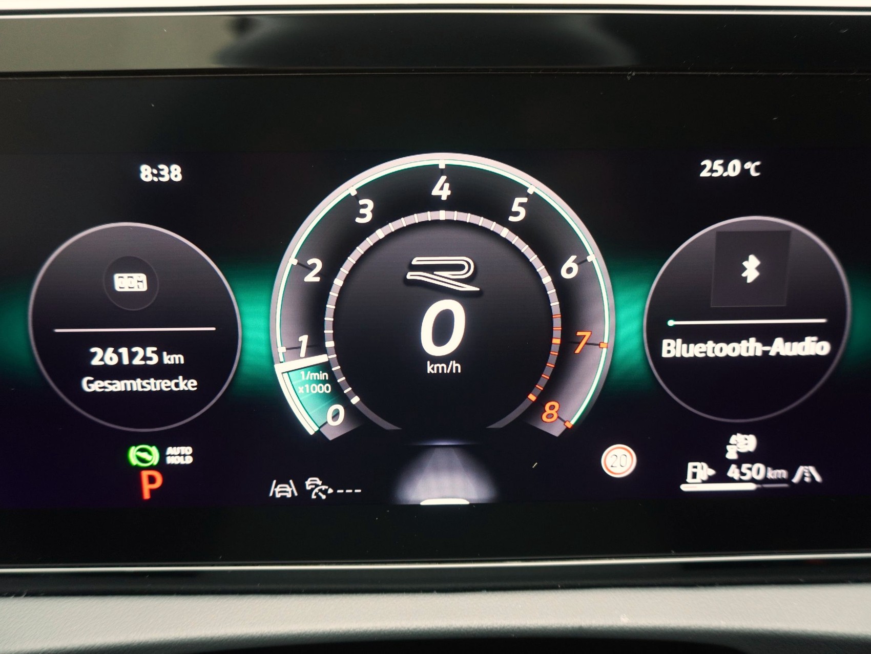 VW Tiguan 2.0 TSI DSG R-Line Black Style 4Motion (2025)-image-17