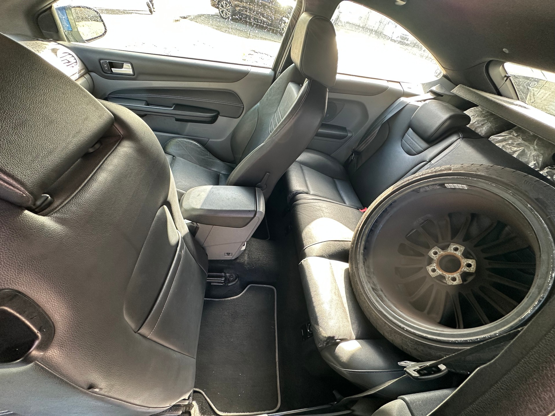 FORD Focus 2.5 Turbo ST-image-7