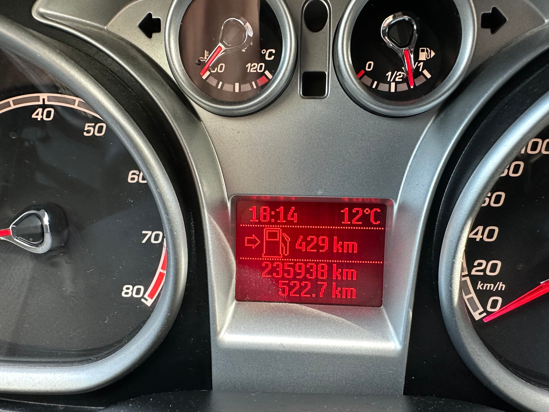 FORD Focus 2.5 Turbo ST-image-10