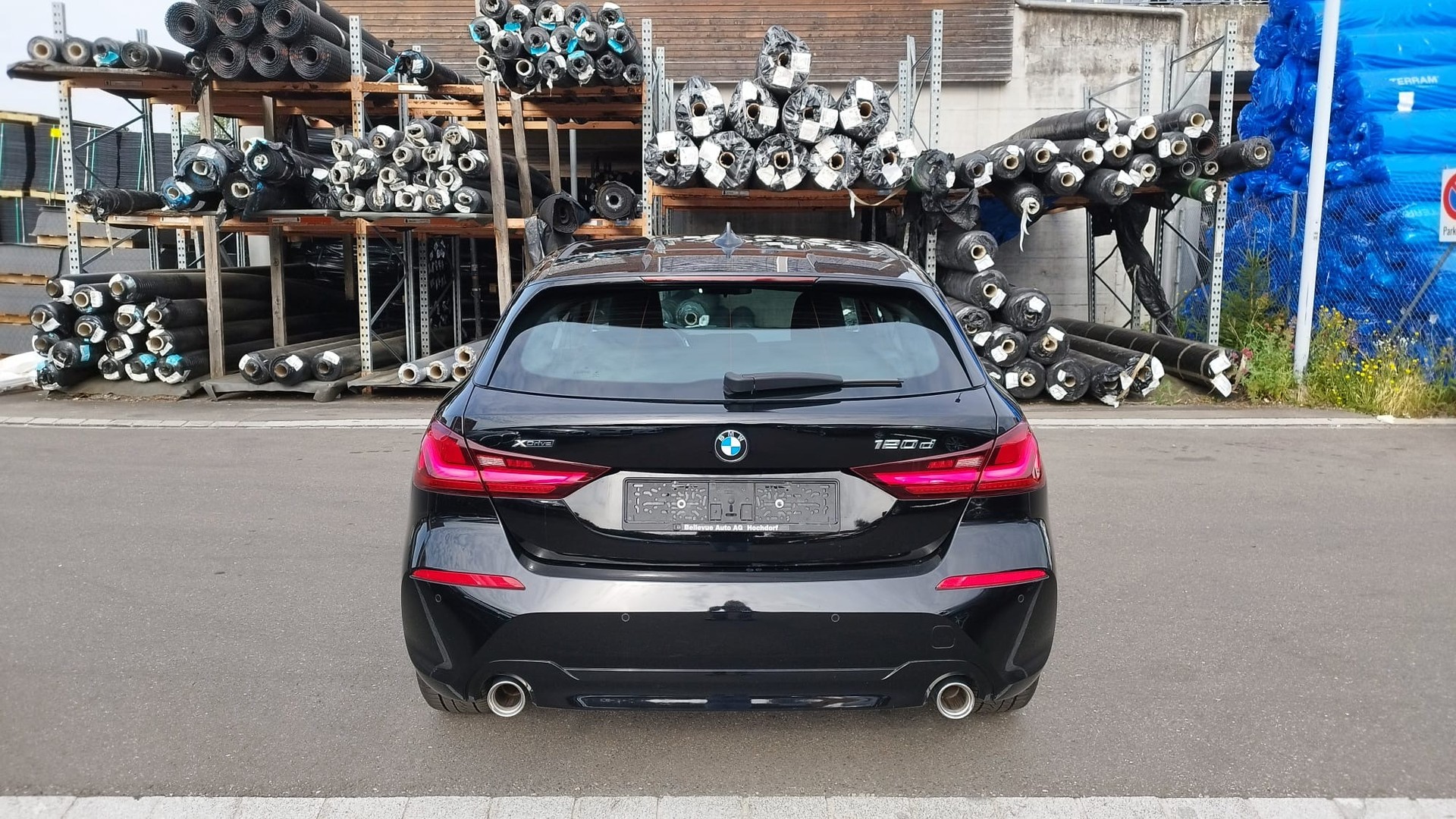 BMW 120d xDrive Steptronic Sport Line-image-5