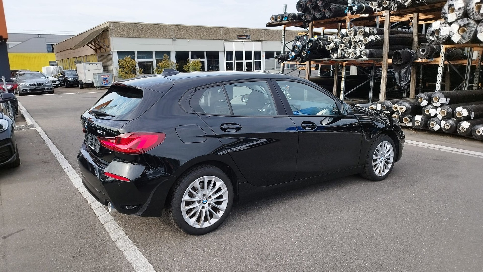 BMW 120d xDrive Steptronic Sport Line-image-2