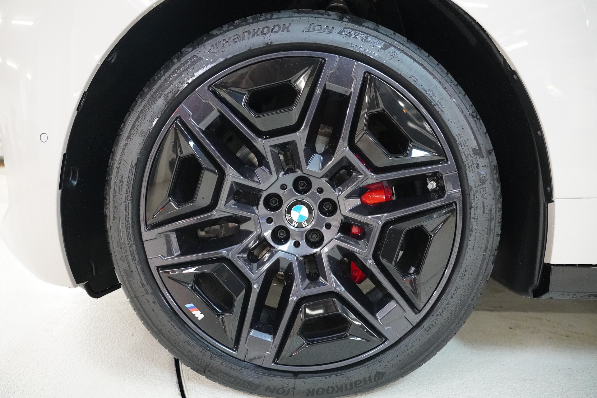BMW iX xDrive45 M Sport Pro-image-9