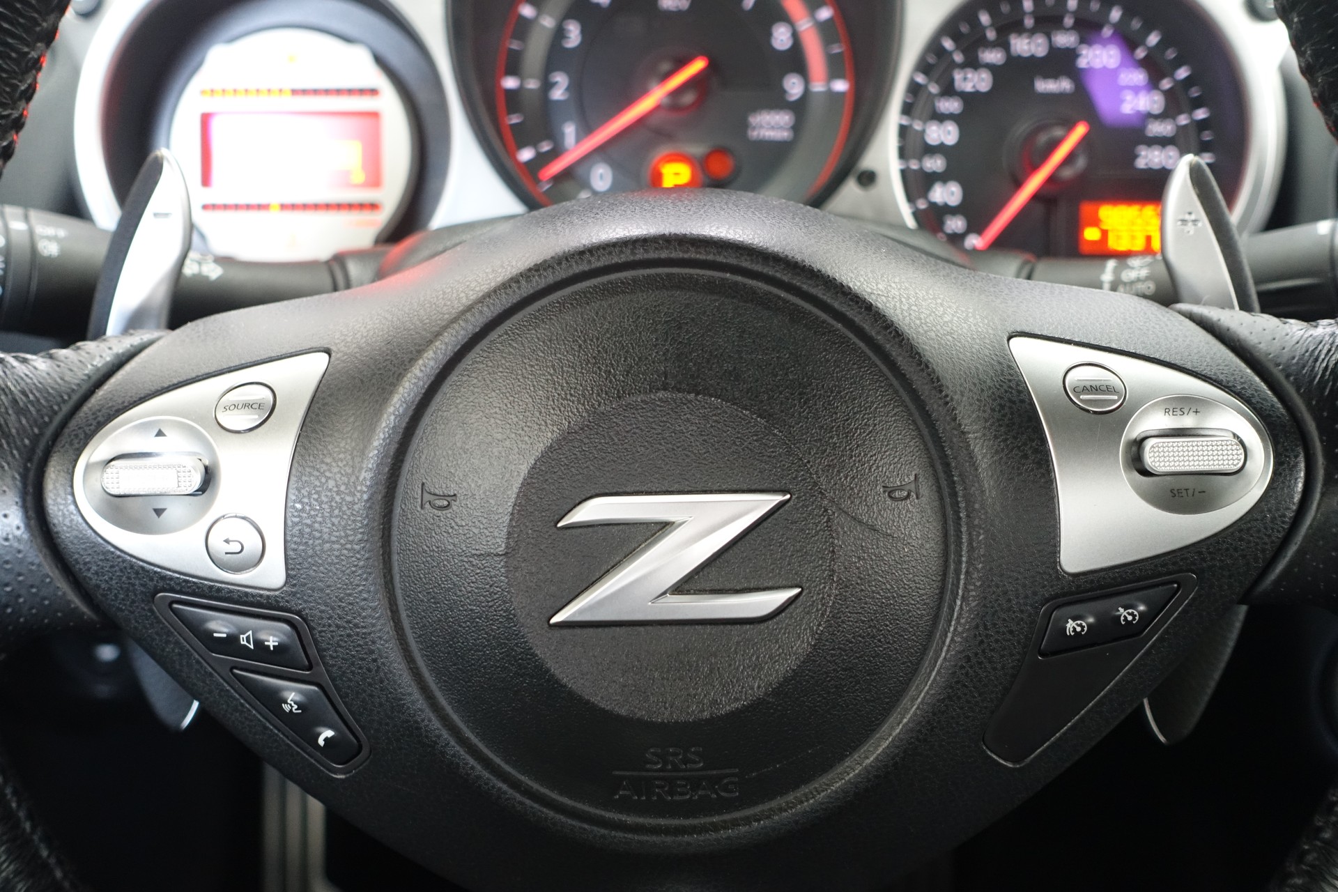 NISSAN 370 Z Coupé 3.7 V6 24V Pack-image-15