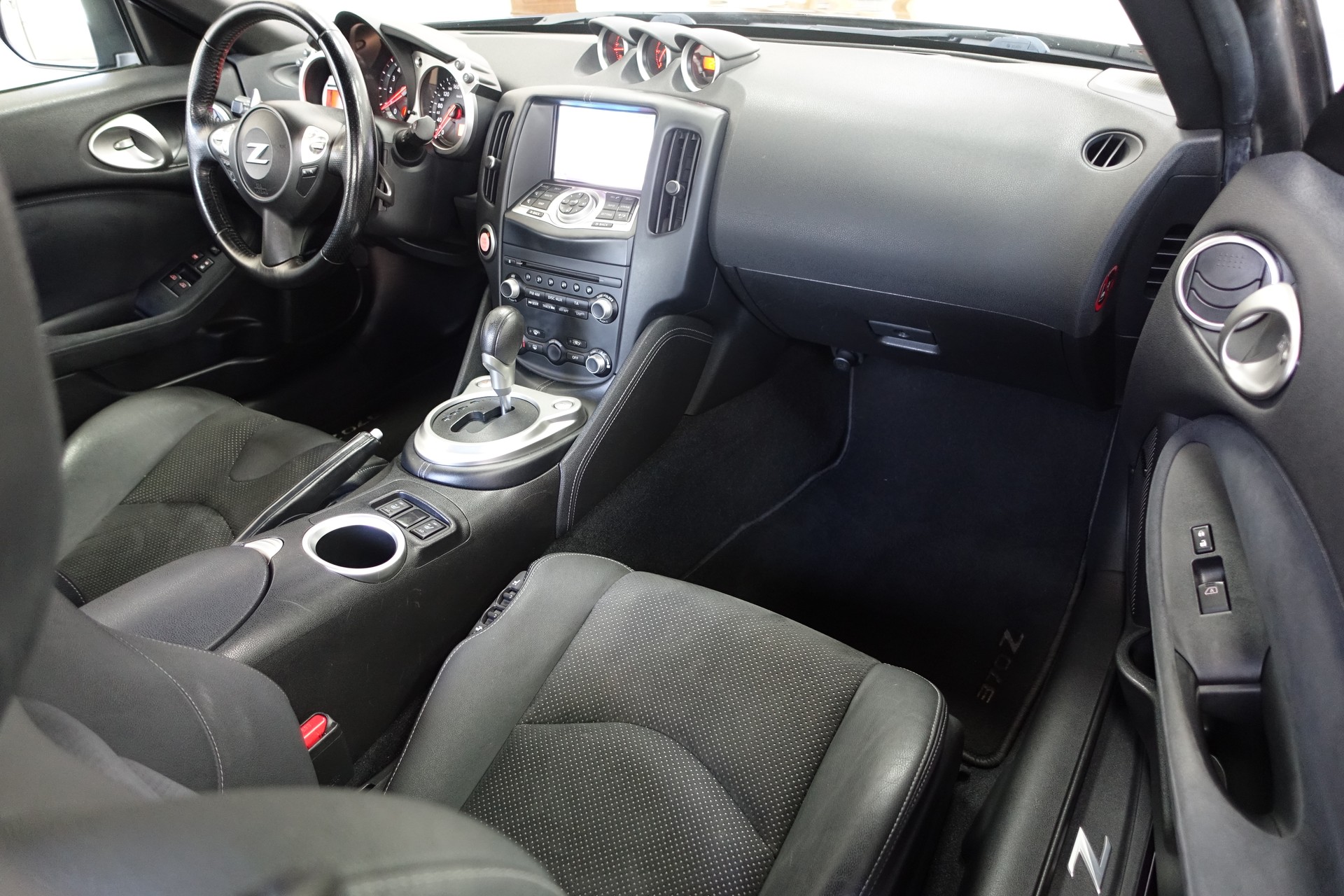 NISSAN 370 Z Coupé 3.7 V6 24V Pack-image-11
