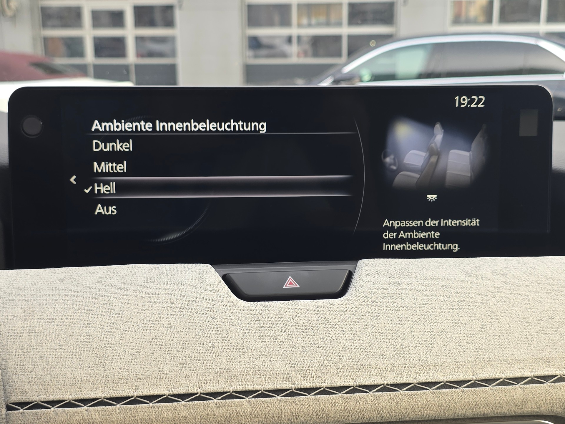 MAZDA CX-60 e-Skyactiv PHEV 327 AWD Takumi PLUS ** VOLLAUSSTATUNG|EL.- AHK|SITZKÜHLUNG| BOSE| KOMFORT+SAFETY PAK.|GARANTIE BIS 09.2028-image-26