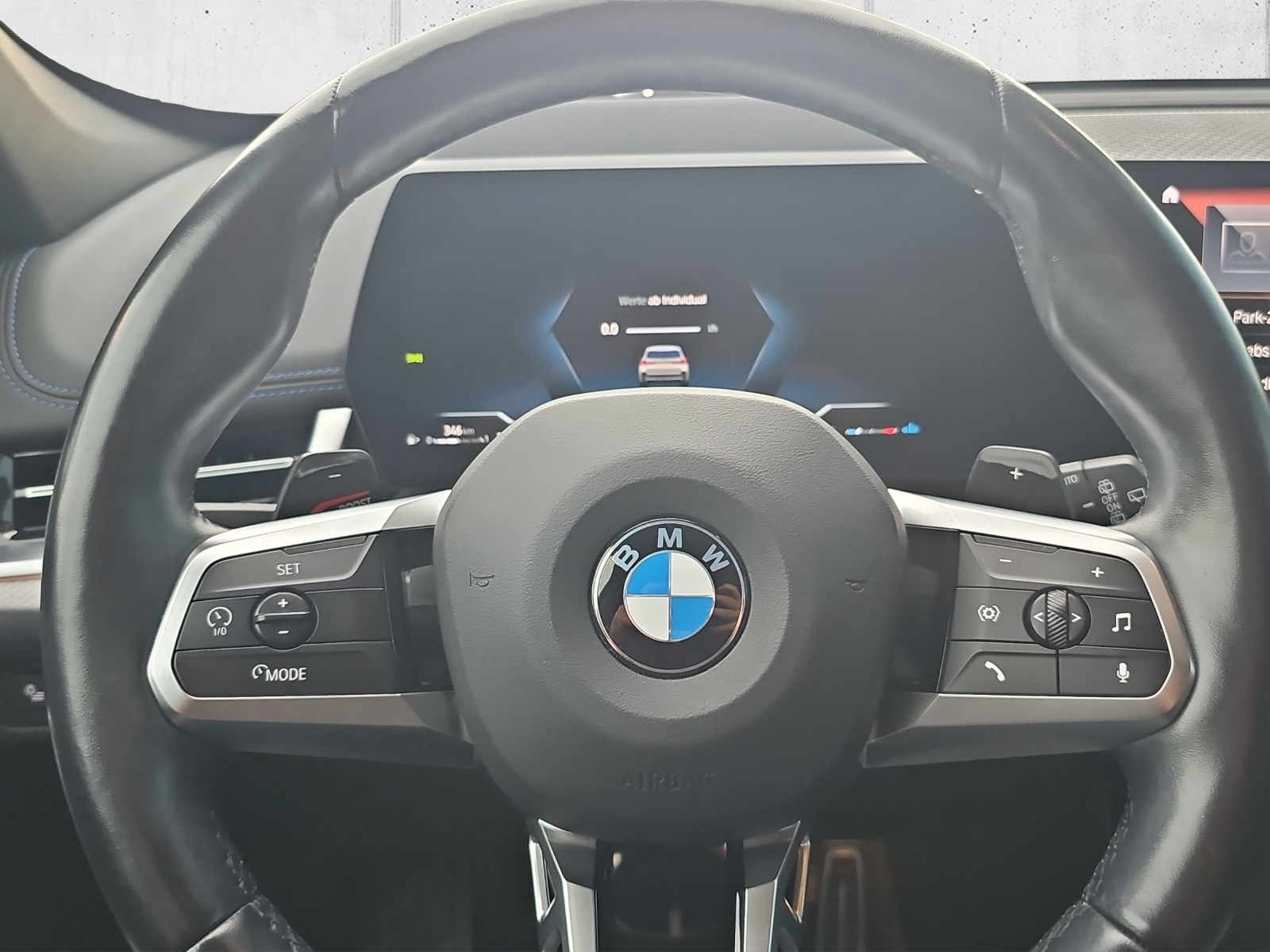 BMW X1 xDrive 23i 48V M Sport-image-12