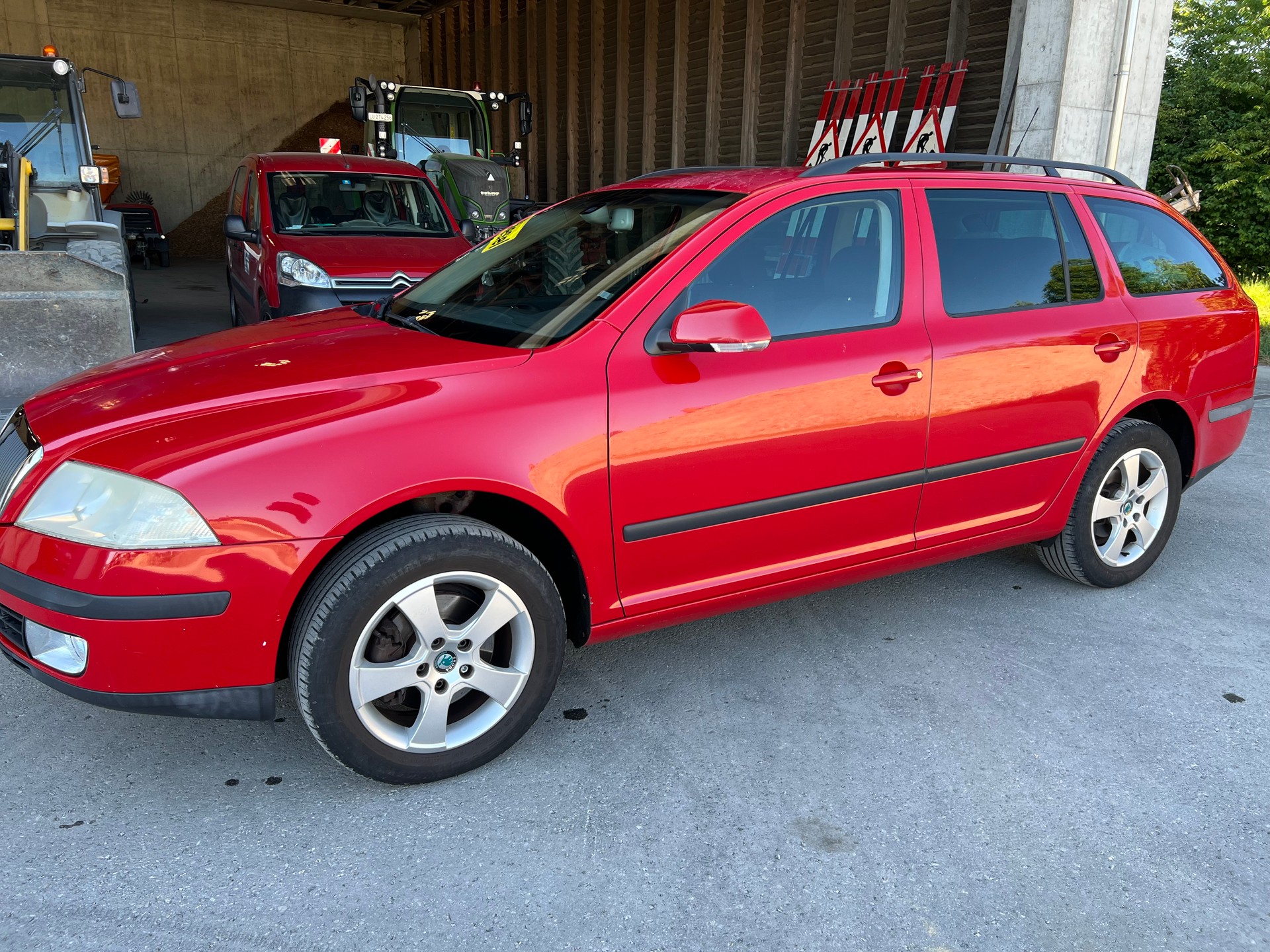 SKODA Octavia 2.0 TDI Swiss Adventure 4x4-image-1