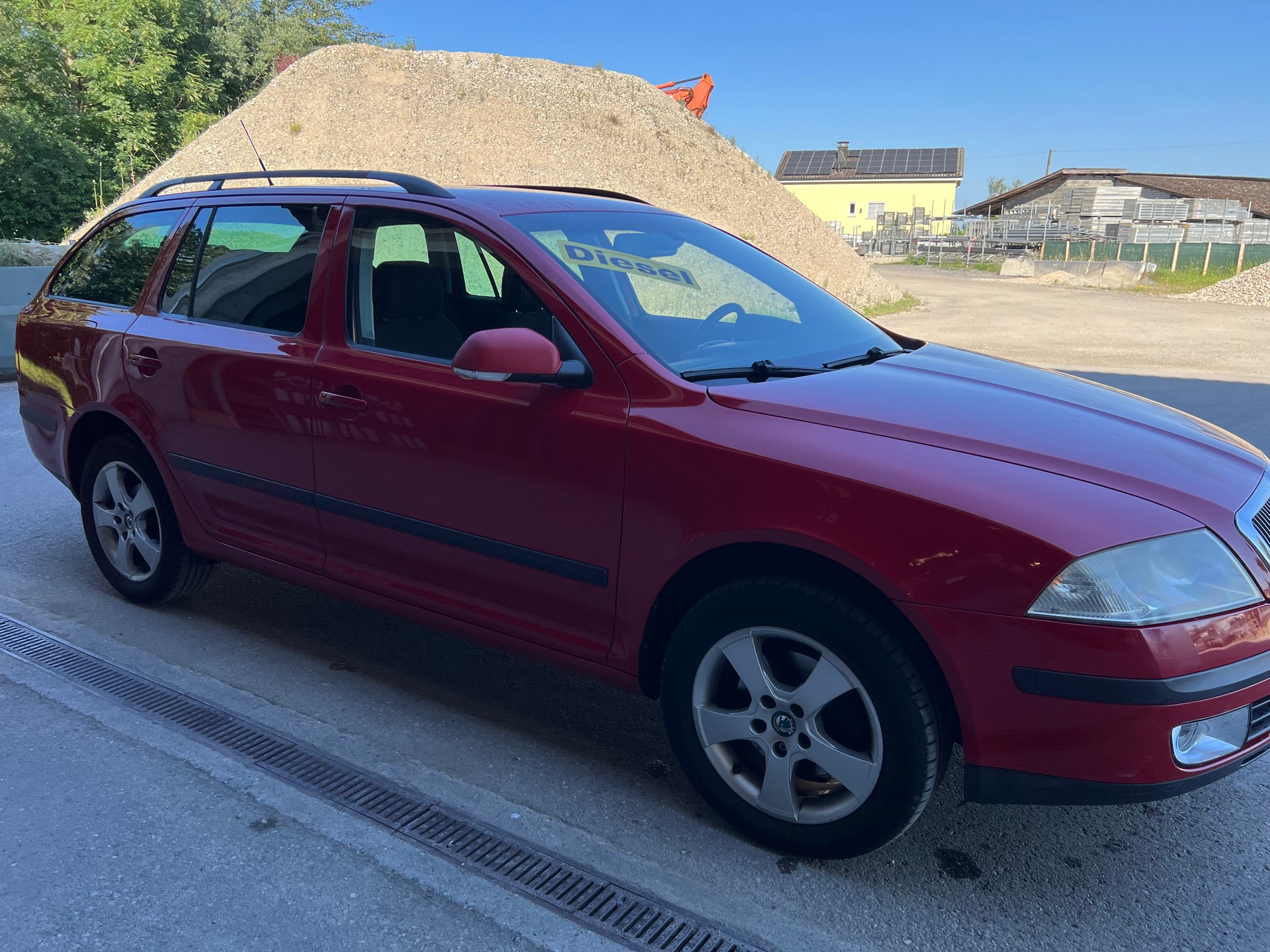 SKODA Octavia 2.0 TDI Swiss Adventure 4x4-image-2