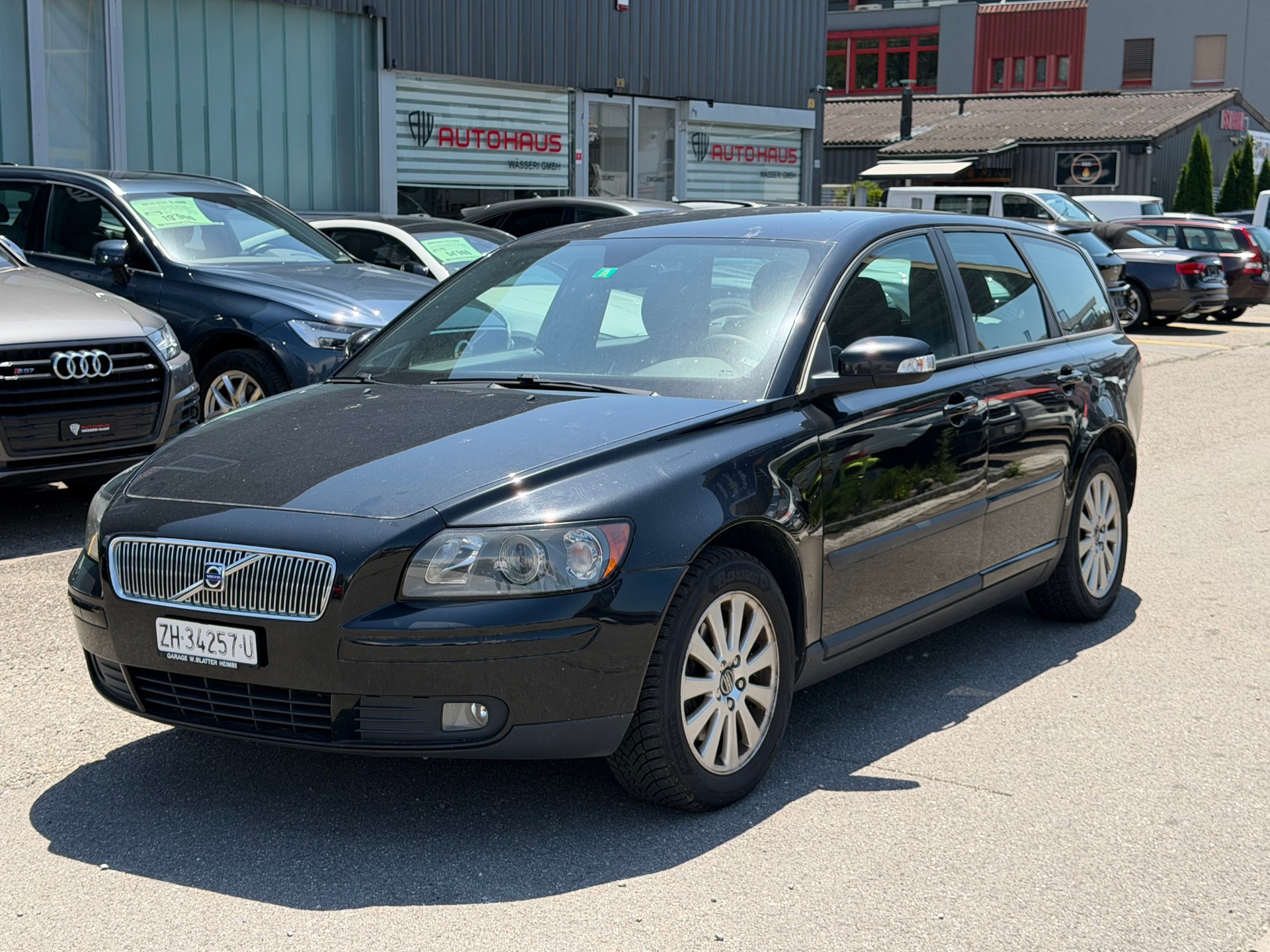 VOLVO V50 2.4-image-0