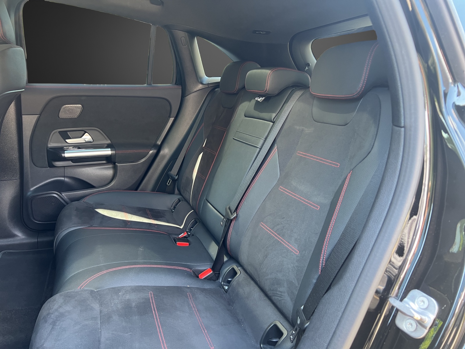 MERCEDES-BENZ EQA 350 AMG Line 4Matic-image-11