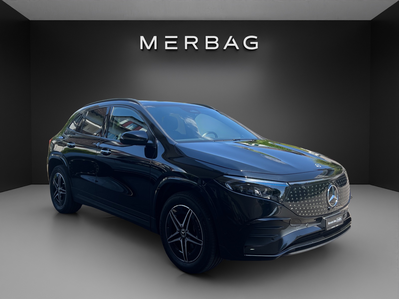 MERCEDES-BENZ EQA 350 AMG Line 4Matic-image-0