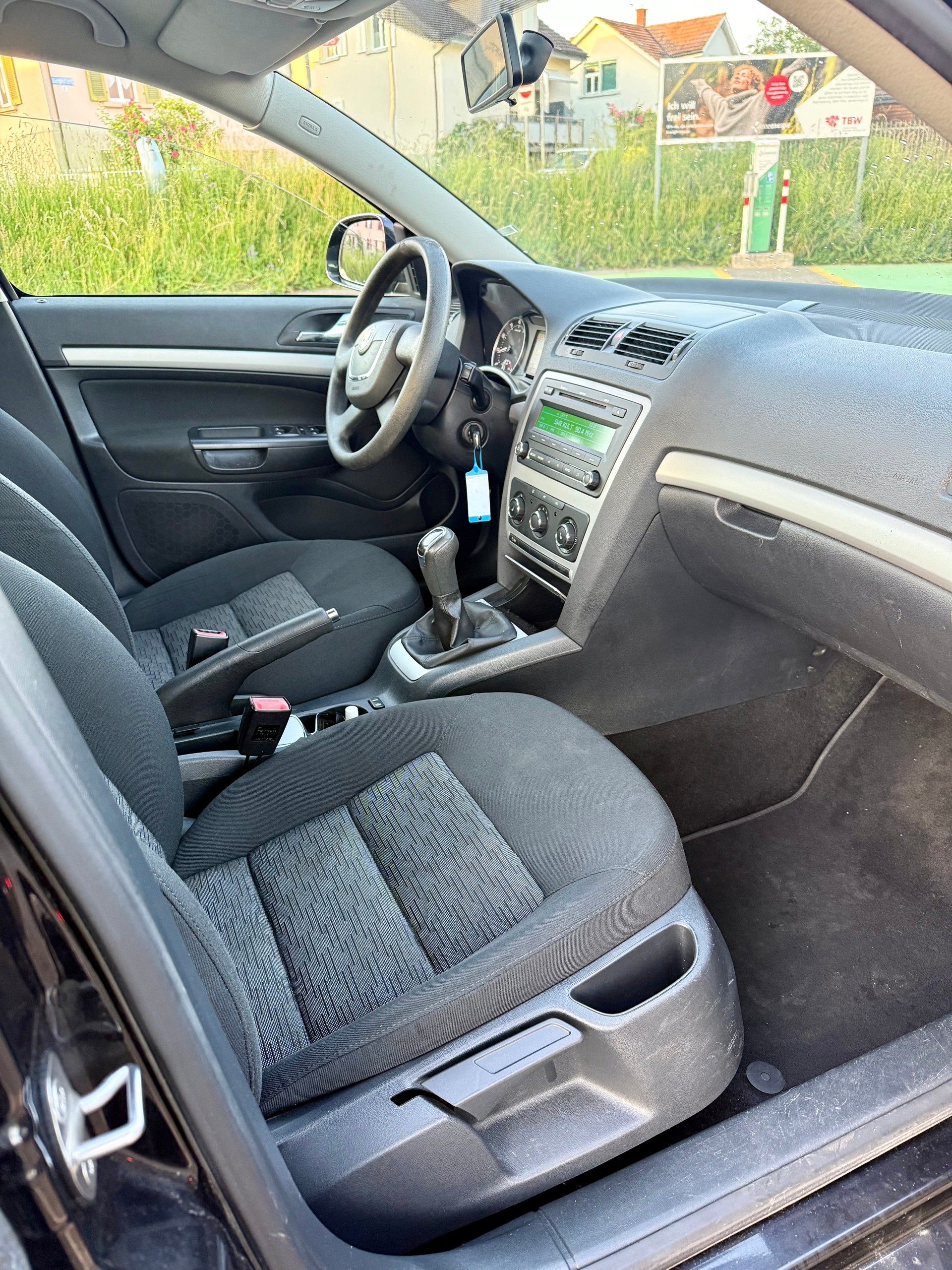 SKODA Octavia Combi 1.8 TSI Ambition 4x4-image-5