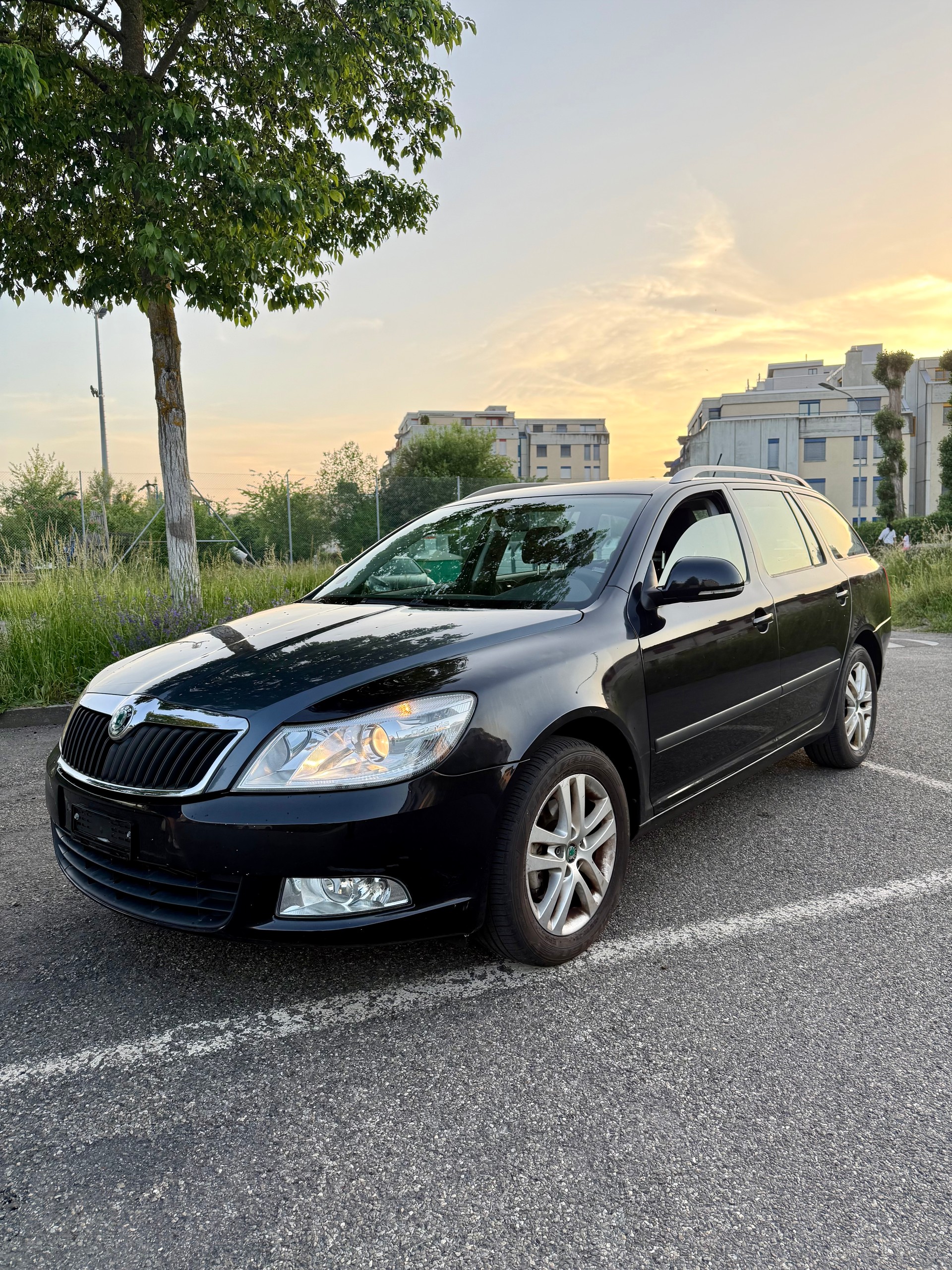 SKODA Octavia Combi 1.8 TSI Ambition 4x4-image-0