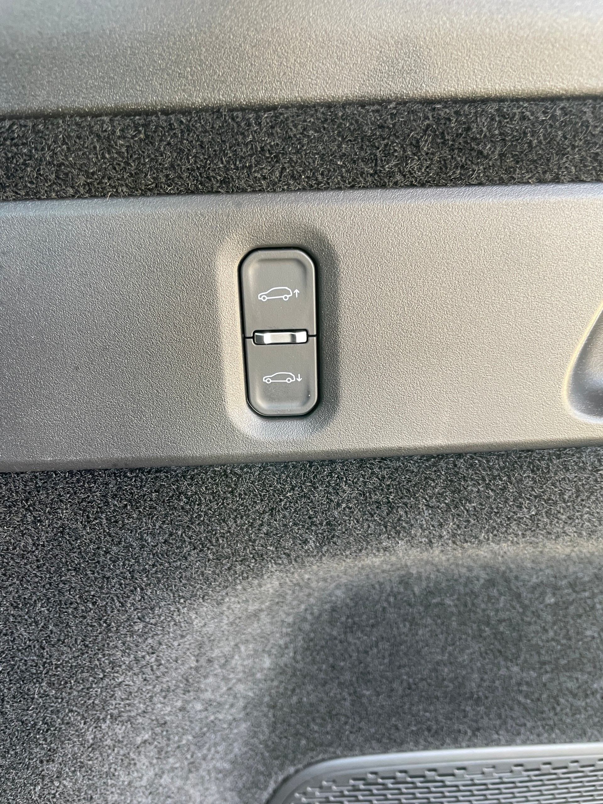 ZEEKR 7X 100kWh Privilege AWD mit Comfort und Cockpitpaket, AHK, Modell 2026-image-12