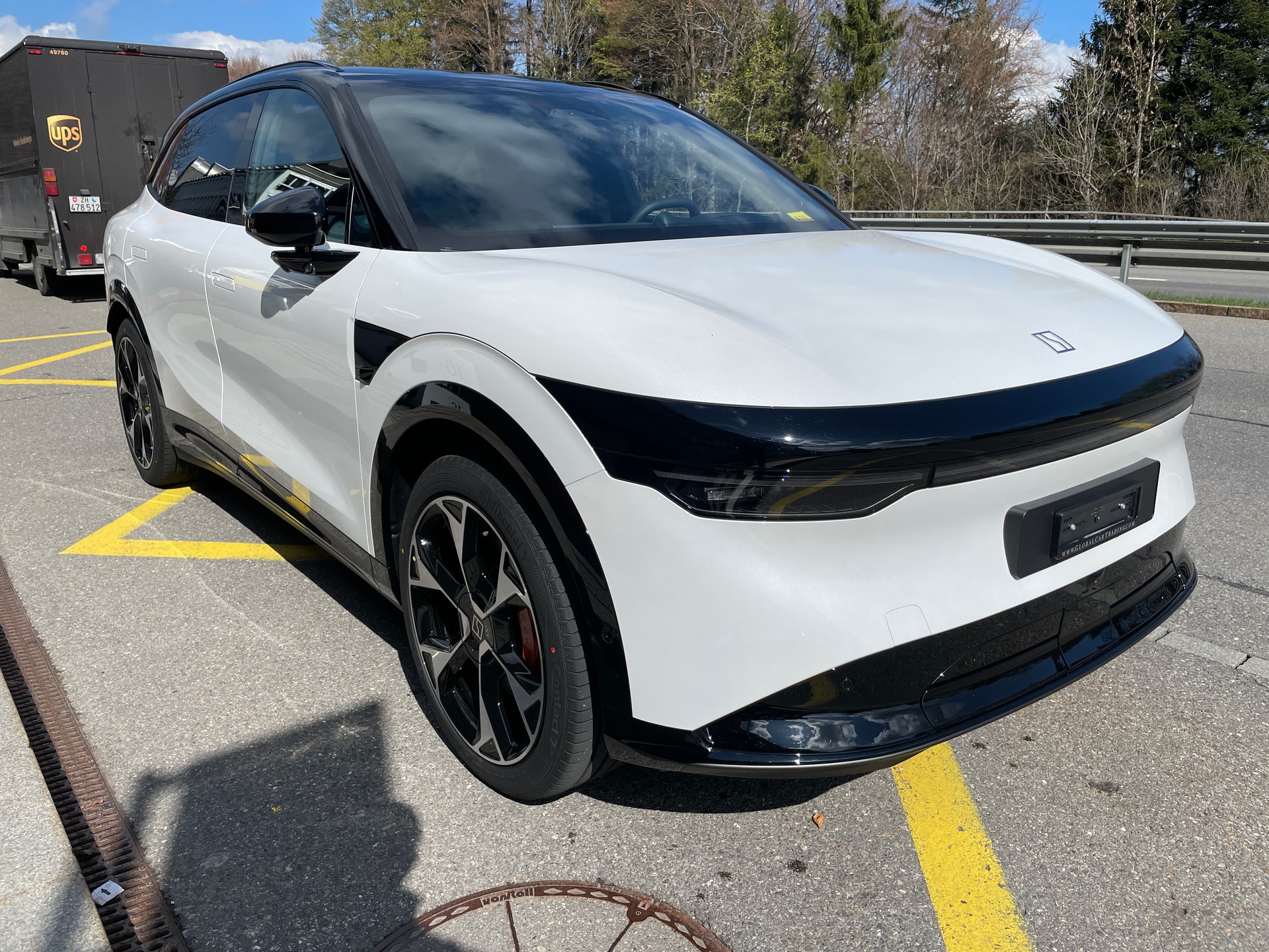 ZEEKR 7X 100kWh Privilege AWD mit Comfort und Cockpitpaket, AHK, Modell 2026-image-2