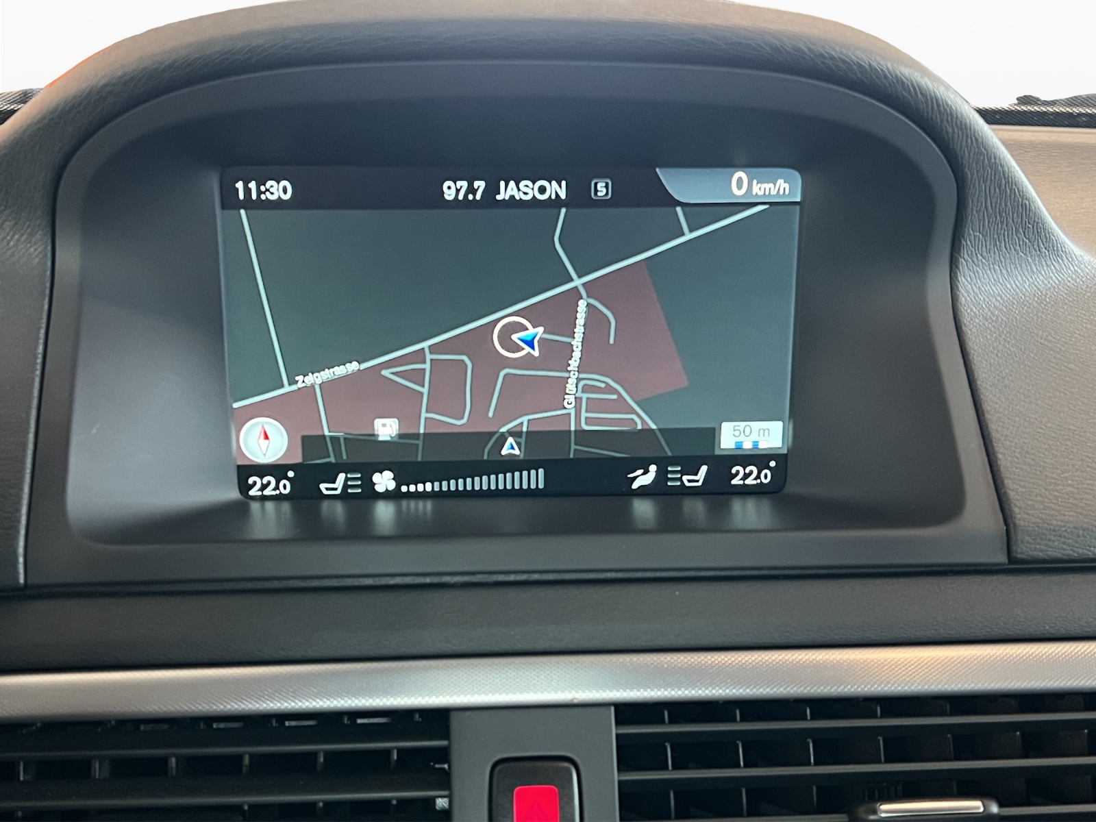 VOLVO V70 D4 AWD Momentum Classic Edition Geartronic-image-13