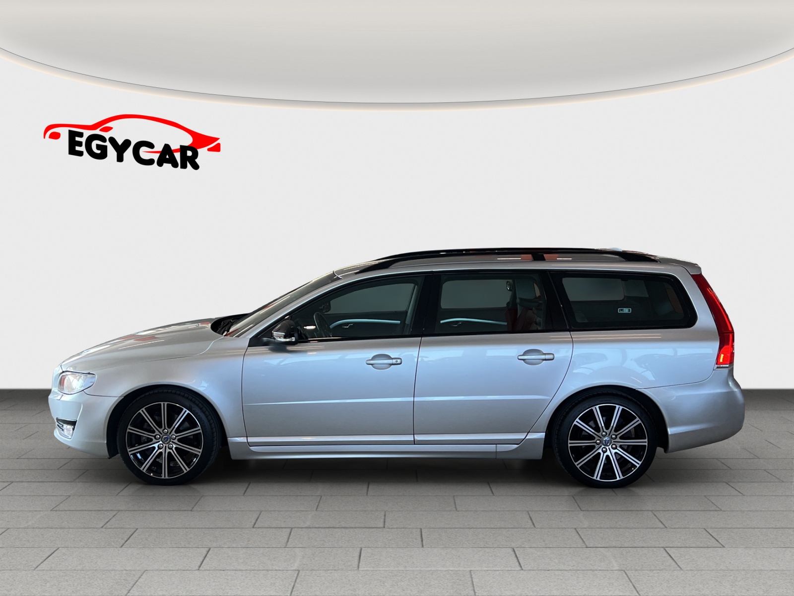 VOLVO V70 D4 AWD Momentum Classic Edition Geartronic-image-5