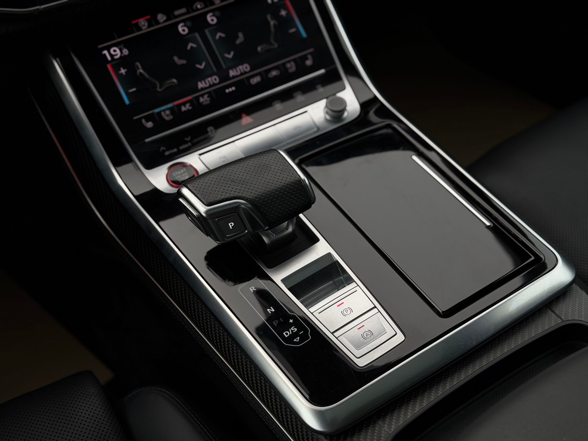 AUDI RSQ8 quattro tiptronic ABT 700PS / Akrapovic-image-18