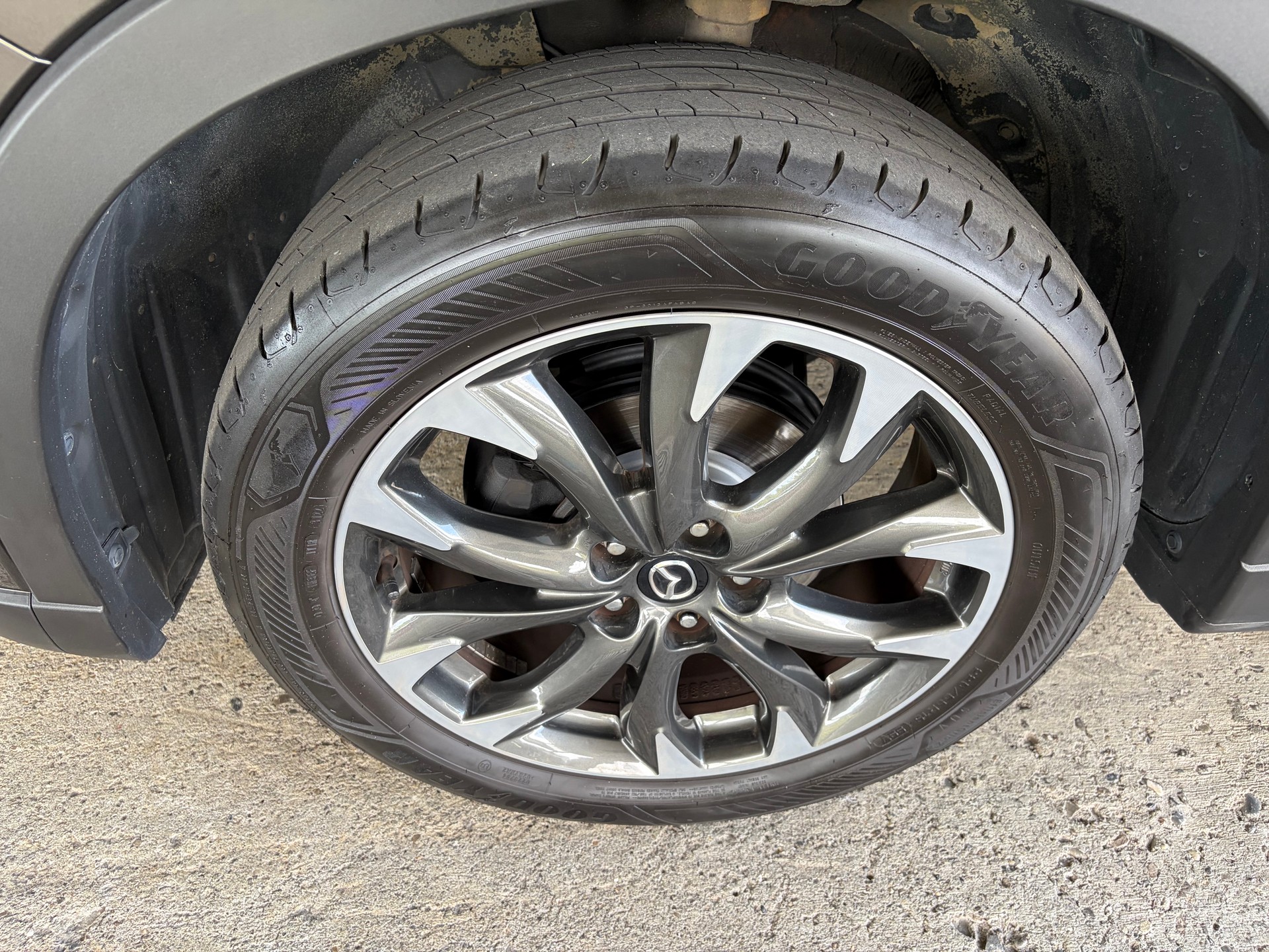 MAZDA CX-5 2.5 Revolution AWD Skyactive-G Automatic-image-11