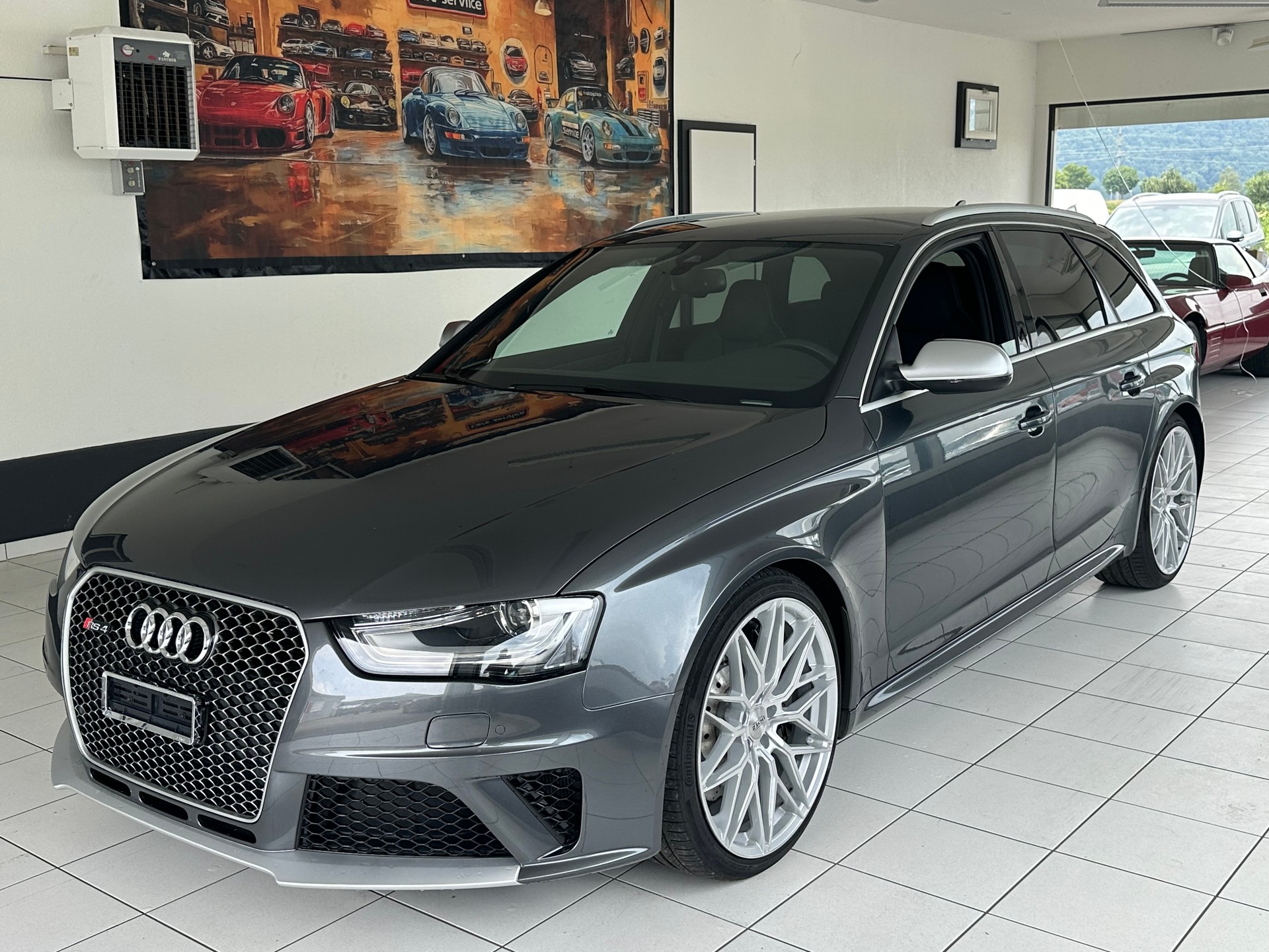 AUDI RS4 Avant 4.2 FSI V8 quattro S-tronic