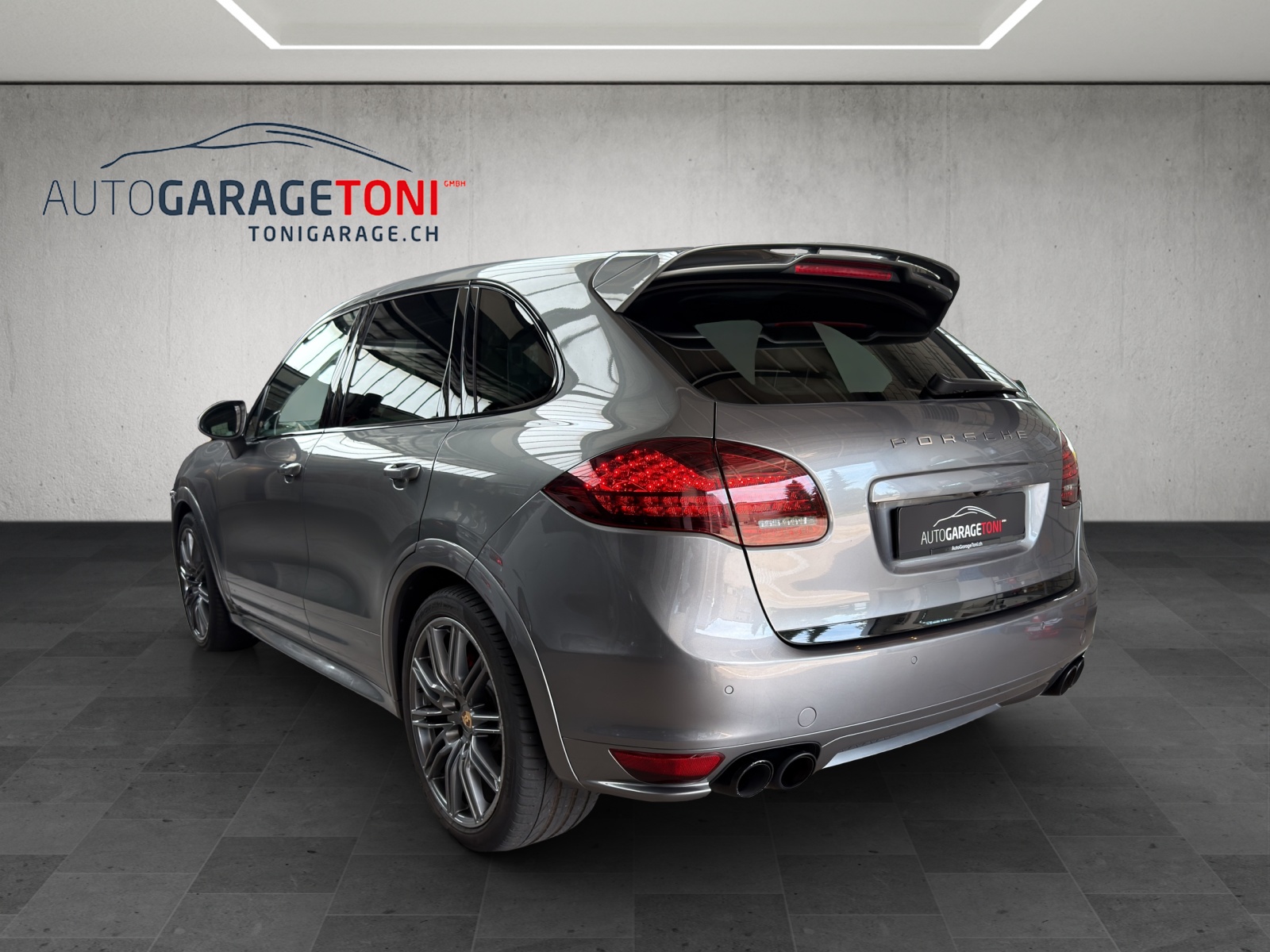 PORSCHE Cayenne GTS-image-6