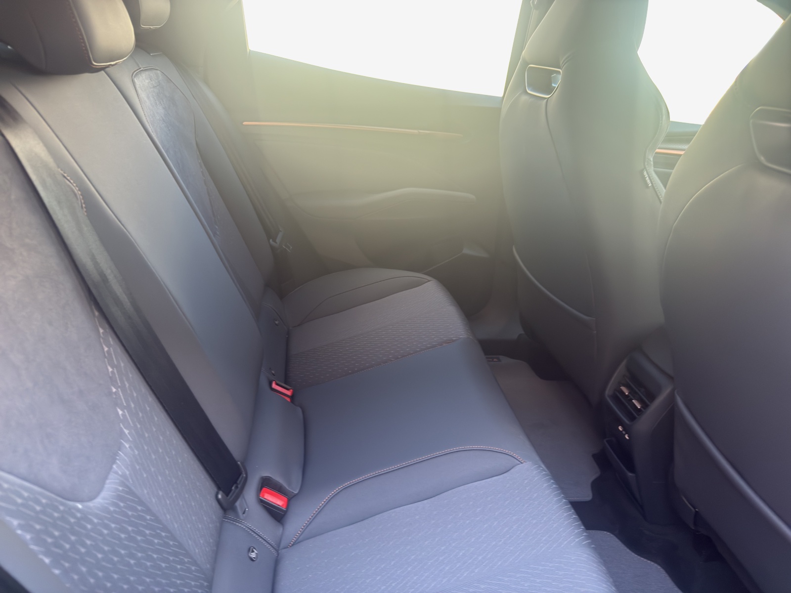 CUPRA Raval 52 kWh Endurance Prime Edition-image-10