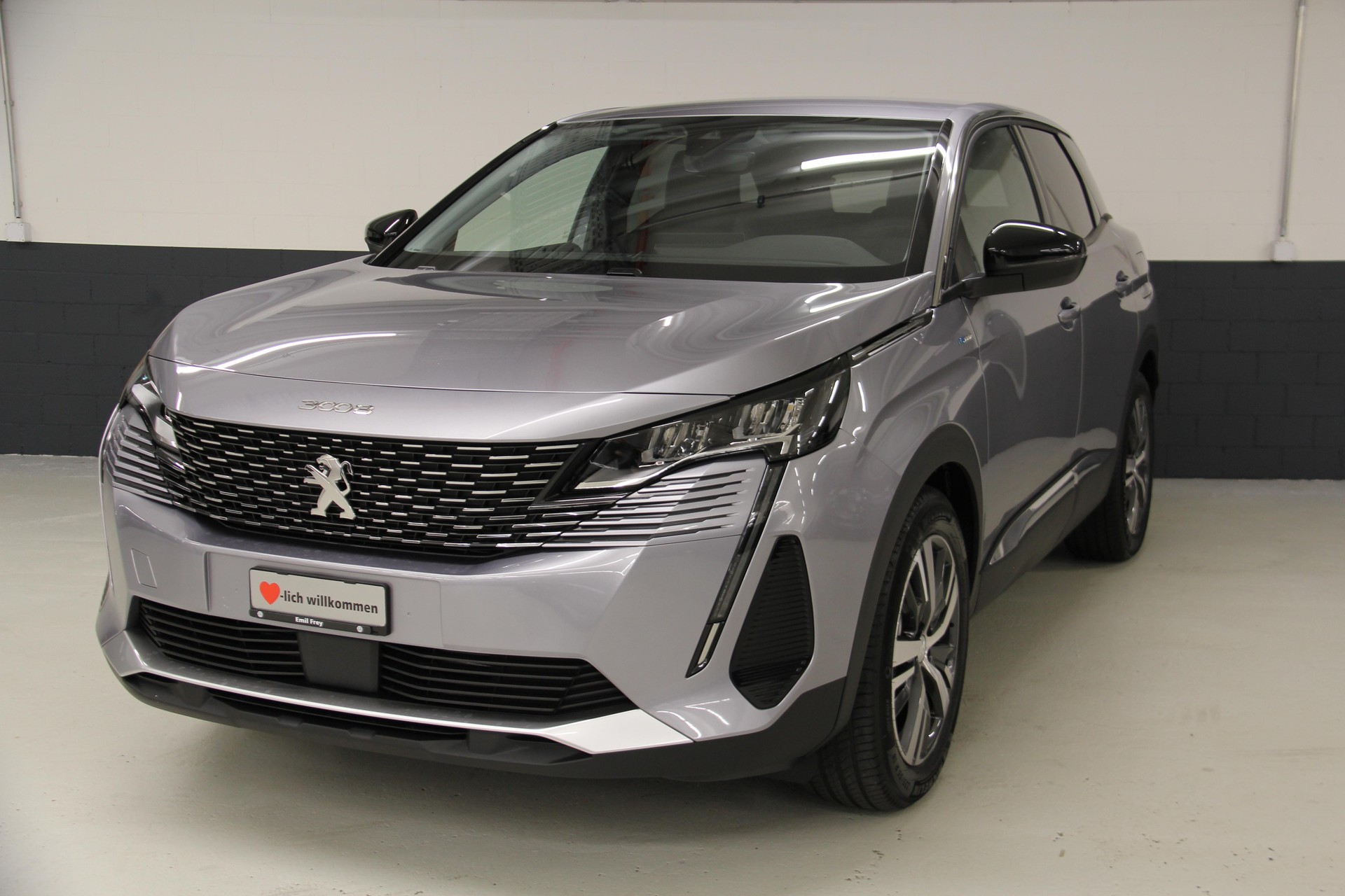PEUGEOT 3008 1.6 Plug-in Hybrid Allure Pack-image-18