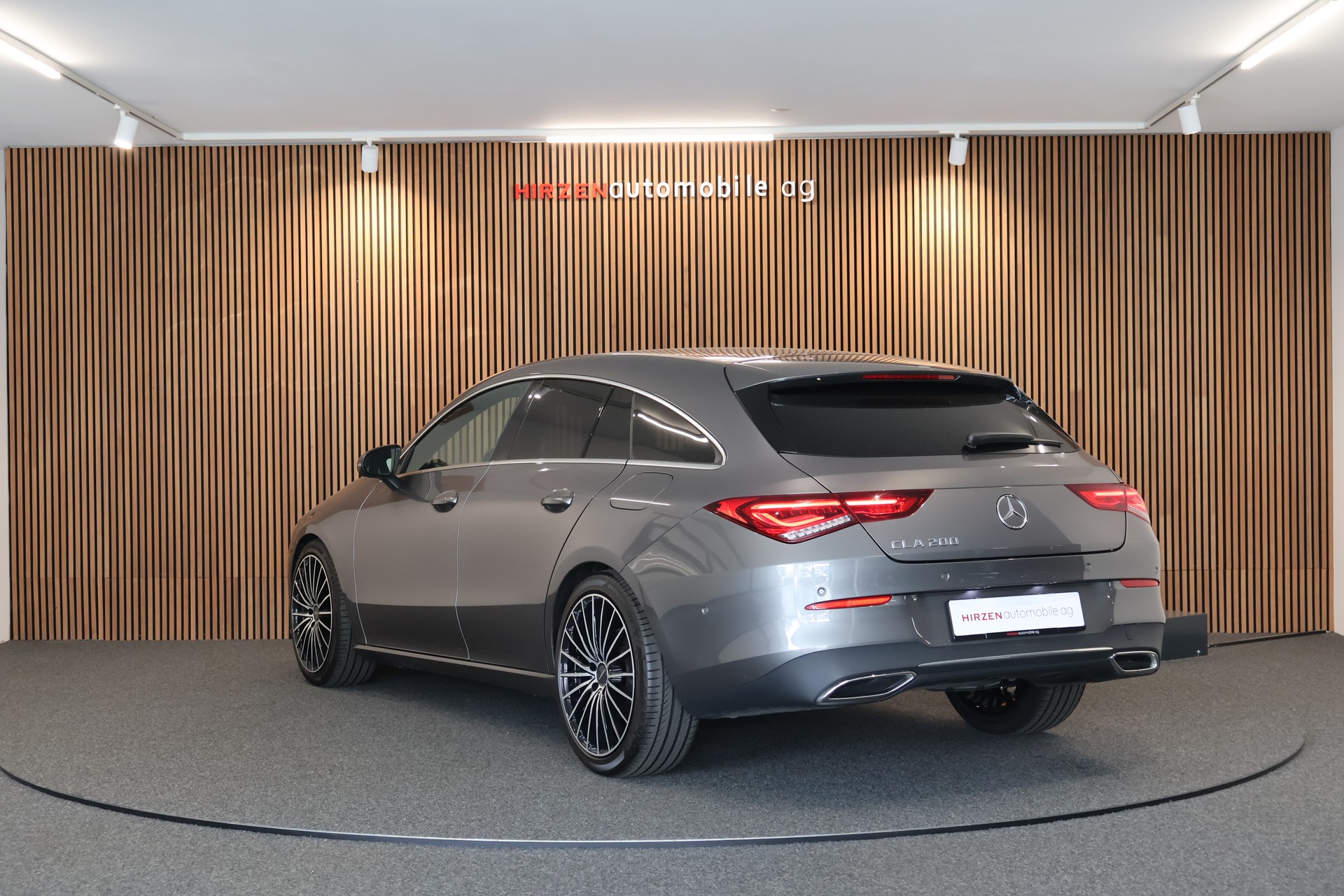 MERCEDES-BENZ CLA Shooting Brake 200 Progressive 7G-DCT-image-2