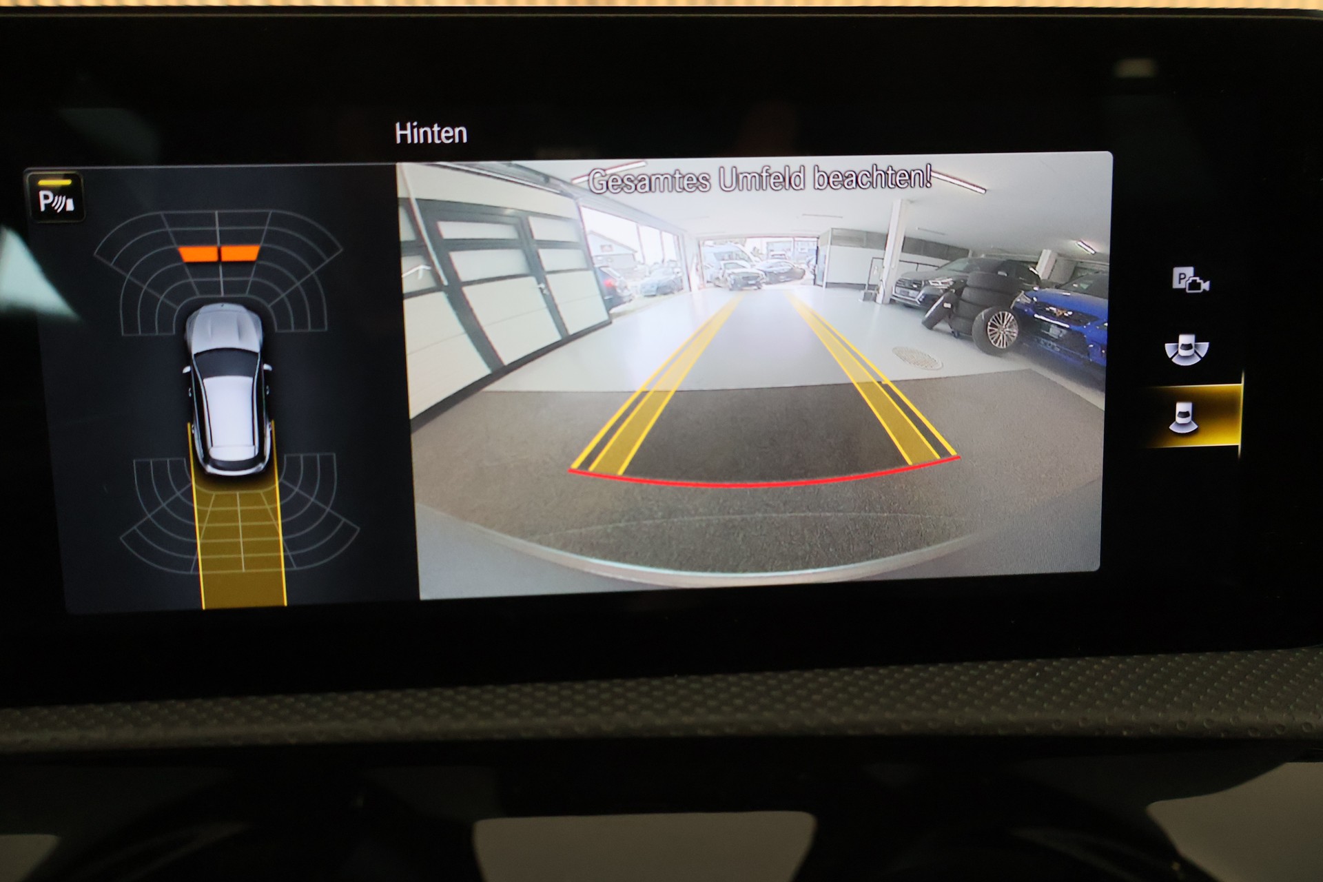 MERCEDES-BENZ CLA Shooting Brake 200 Progressive 7G-DCT-image-17