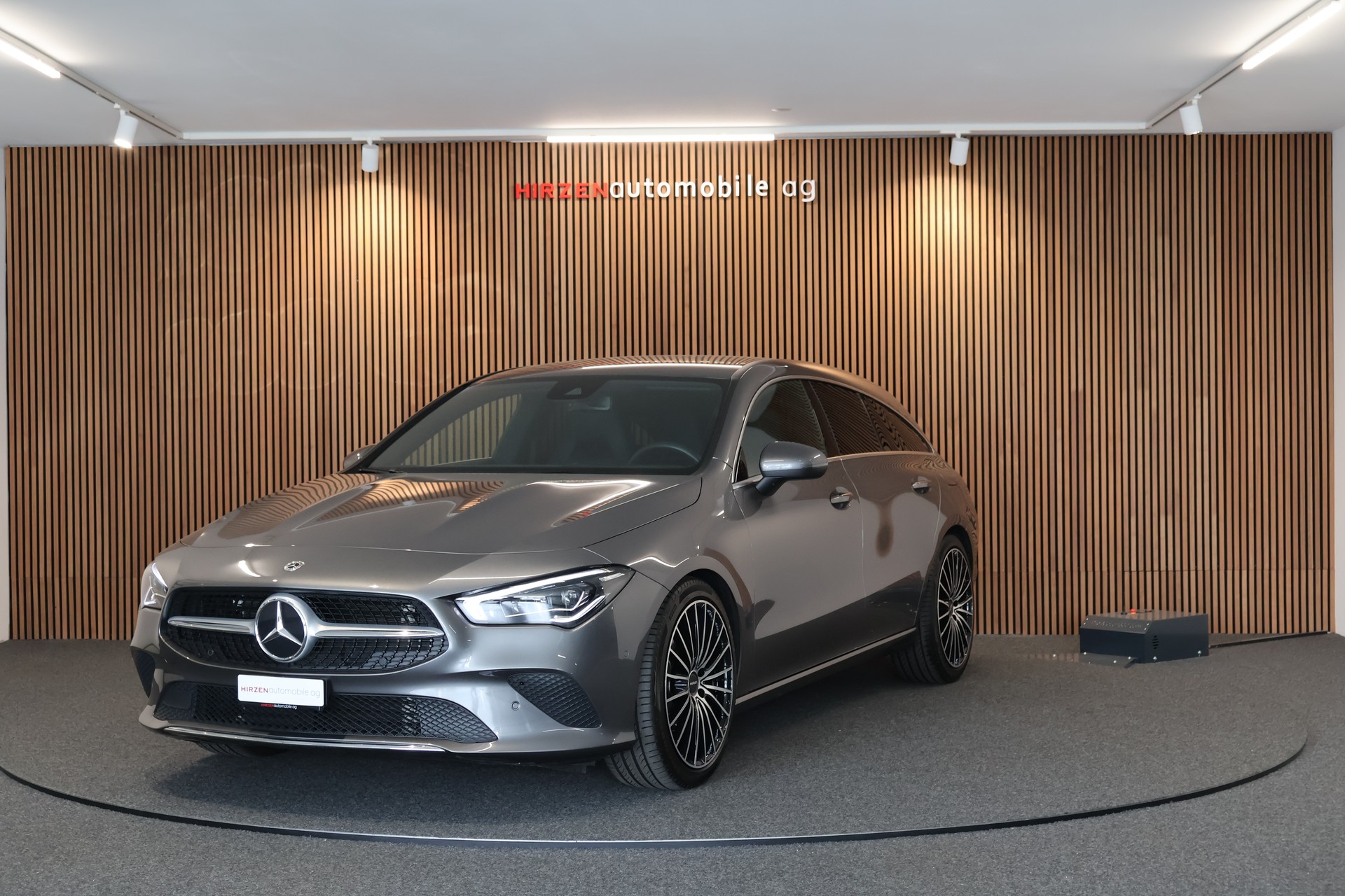 MERCEDES-BENZ CLA Shooting Brake 200 Progressive 7G-DCT-image-0