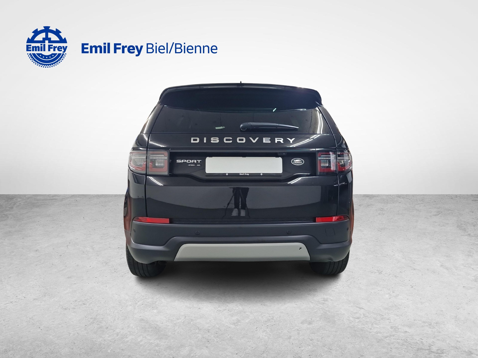 LAND ROVER Discovery Sport 2.0 TD4 180 SE-showroom-element-3