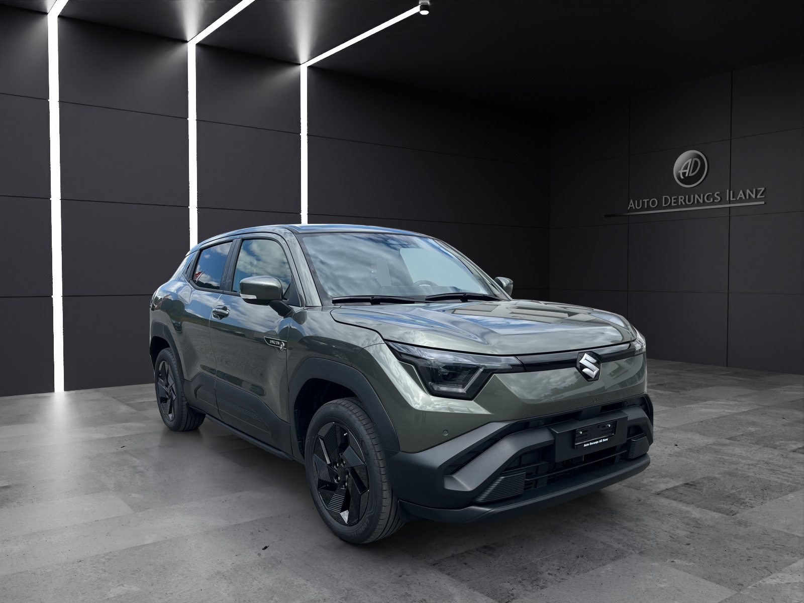 SUZUKI e Vitara Sakura 4x4-image-1