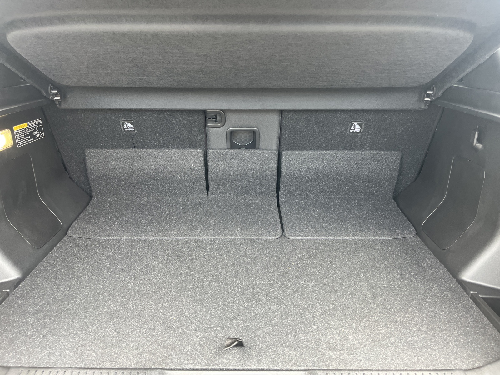 SUZUKI e Vitara Sakura 4x4-image-14