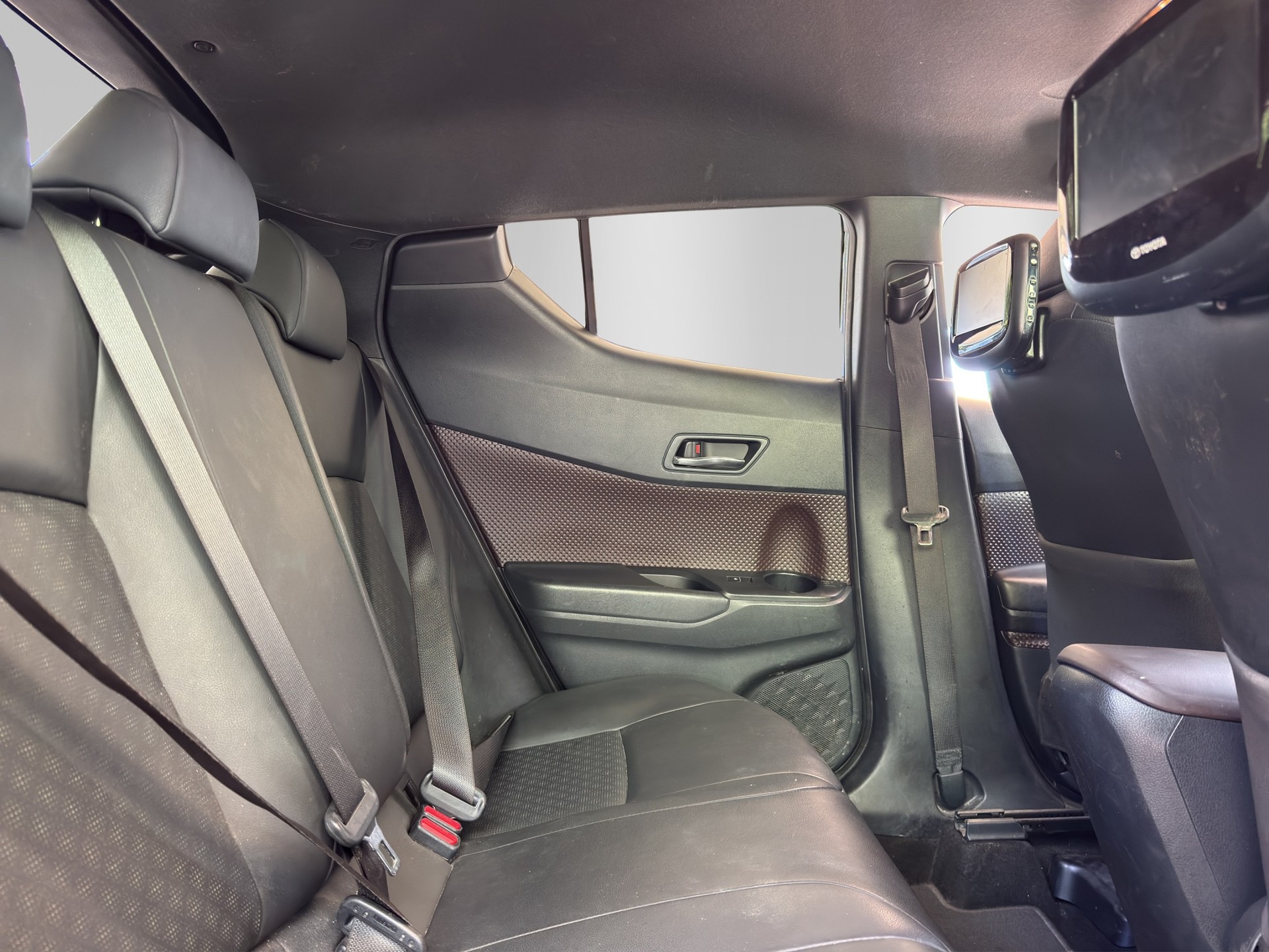 TOYOTA C-HR 1.2 Turbo Premium 4WD Multidrive S-image-14