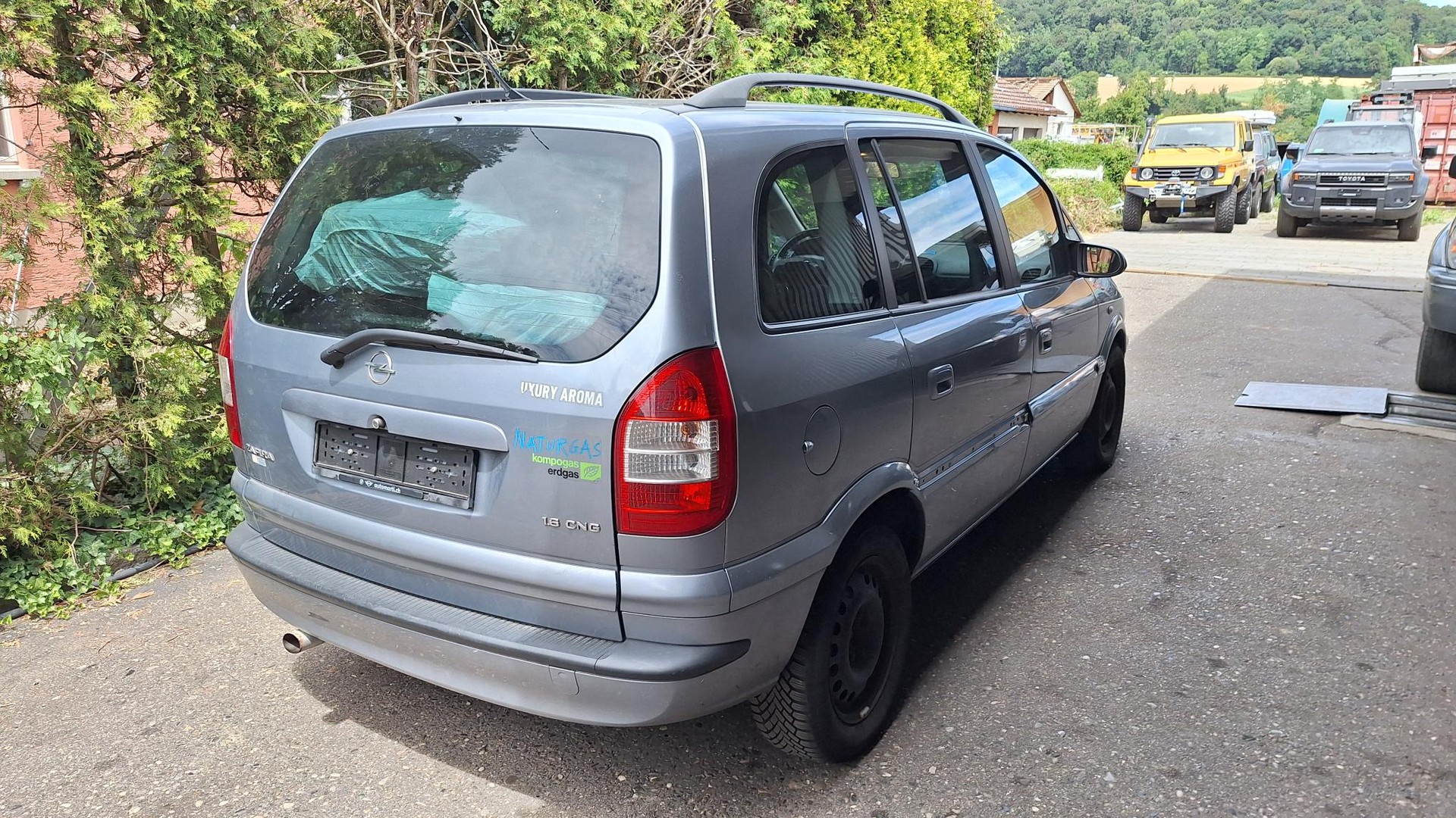 OPEL Zafira 1.6i 16V Club CNG-image-2